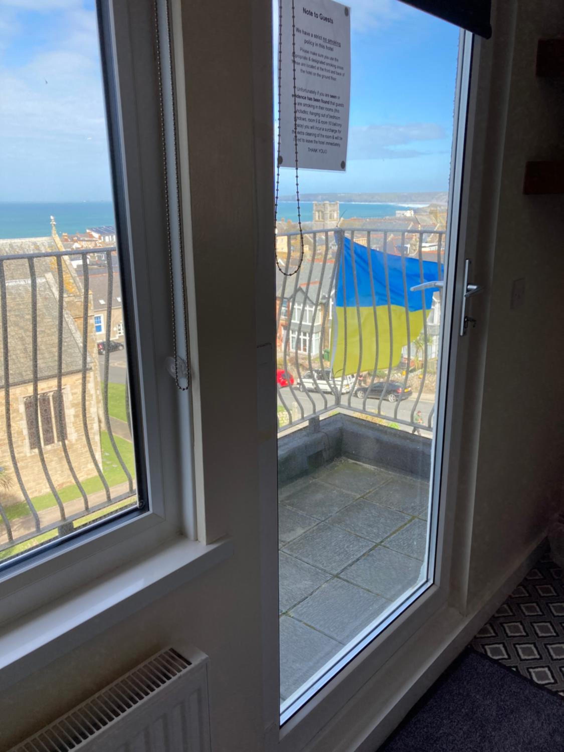 Deluxe Sea View Two Bedroom Family Suite with Balcony - Photo 18