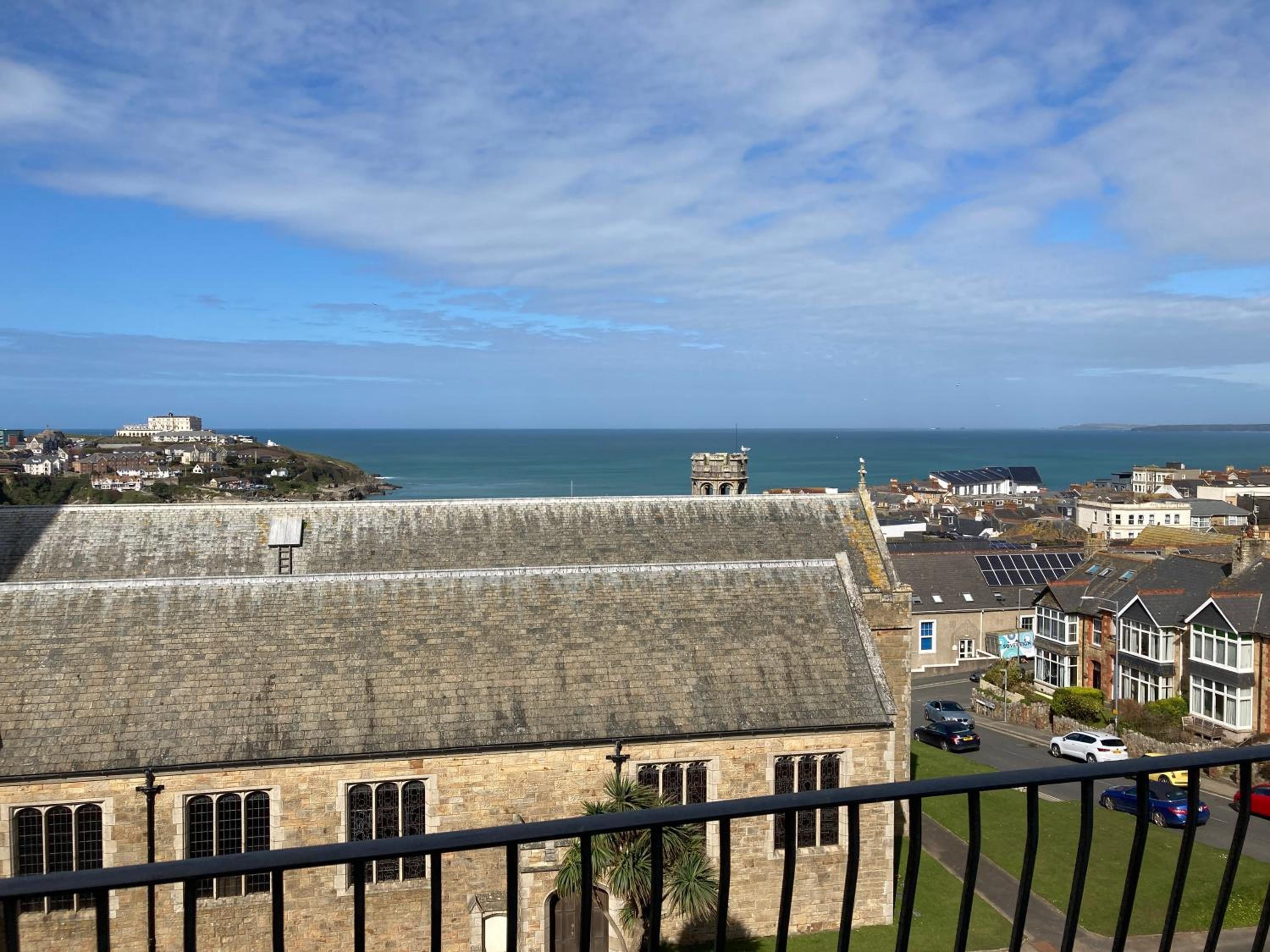 Deluxe Sea View Two Bedroom Family Suite with Balcony - Photo 5