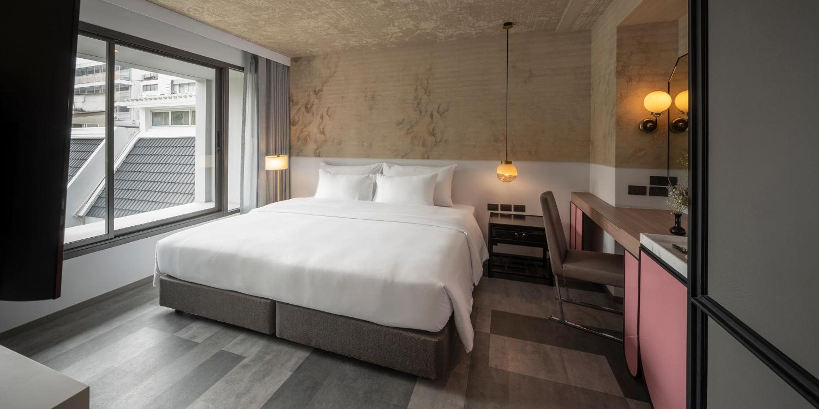 Superior King Room photo 3