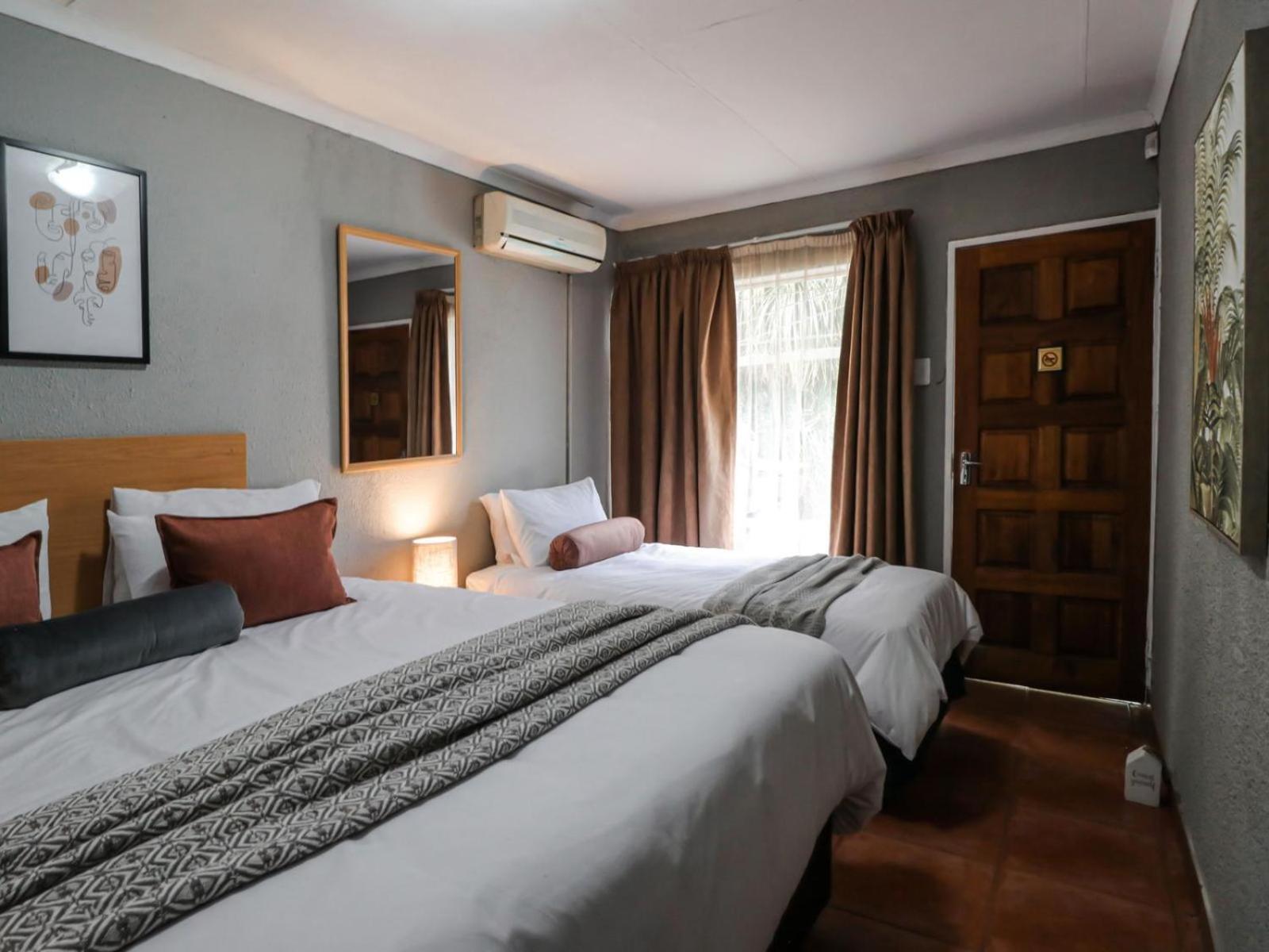 Executive King Room - Photo 10