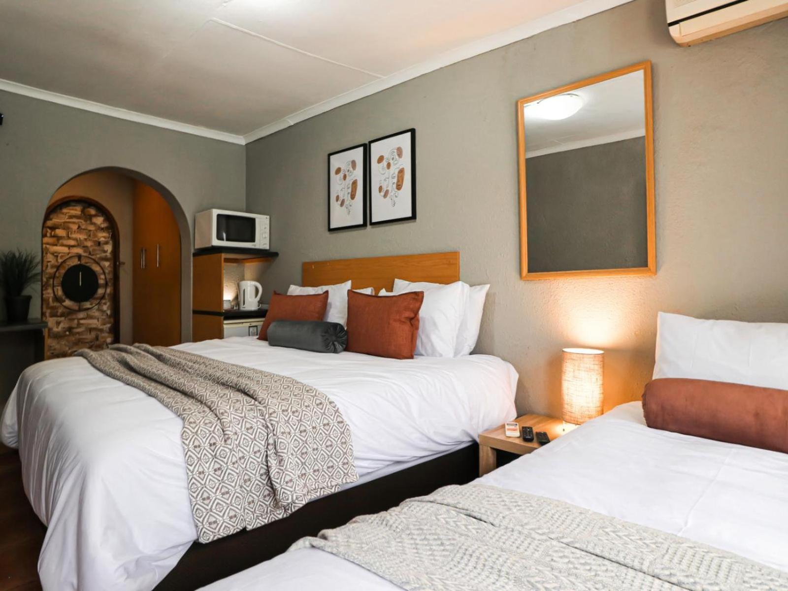 Executive King Room - Photo 3