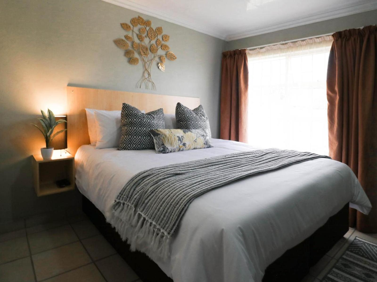 Executive King Room - Photo 18