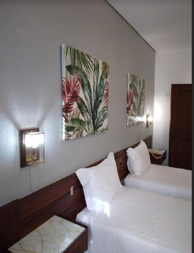 Twin Room - Photo 1