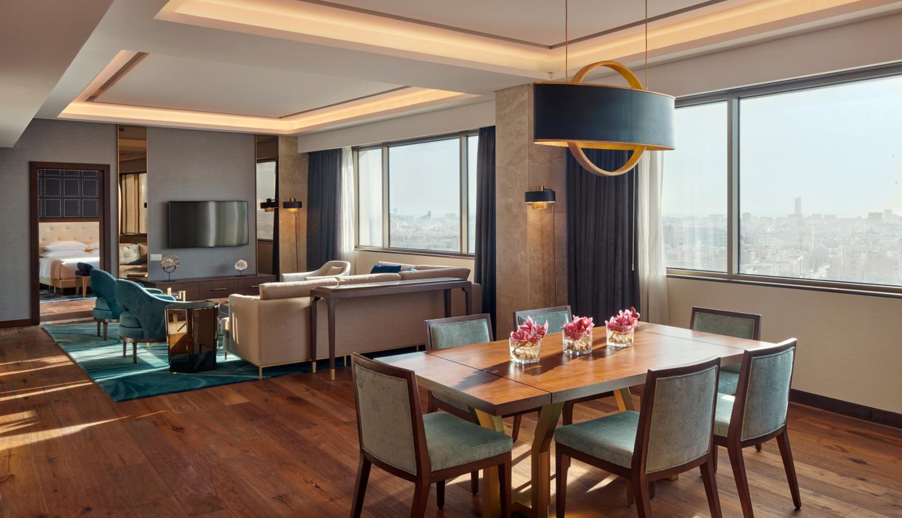 Diplomat Suite - Photo 4