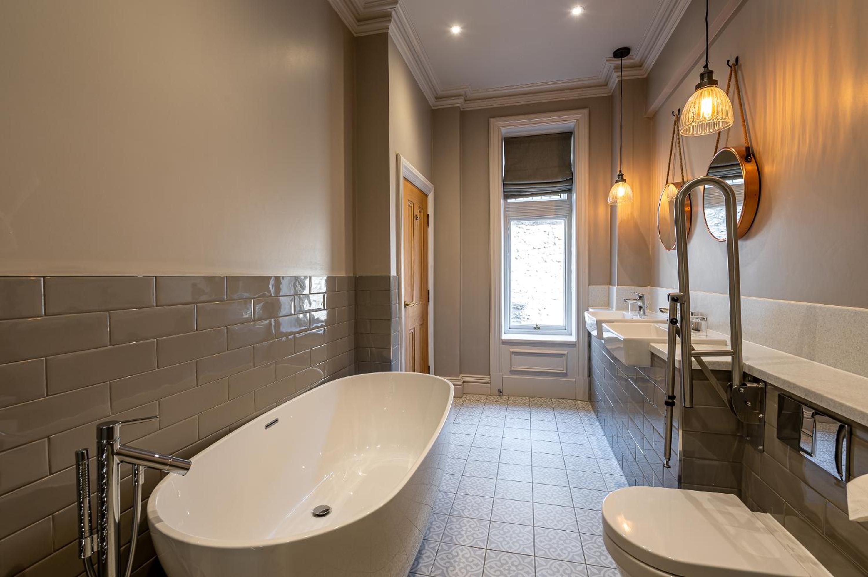 Deluxe Double Room with Bath photo 2