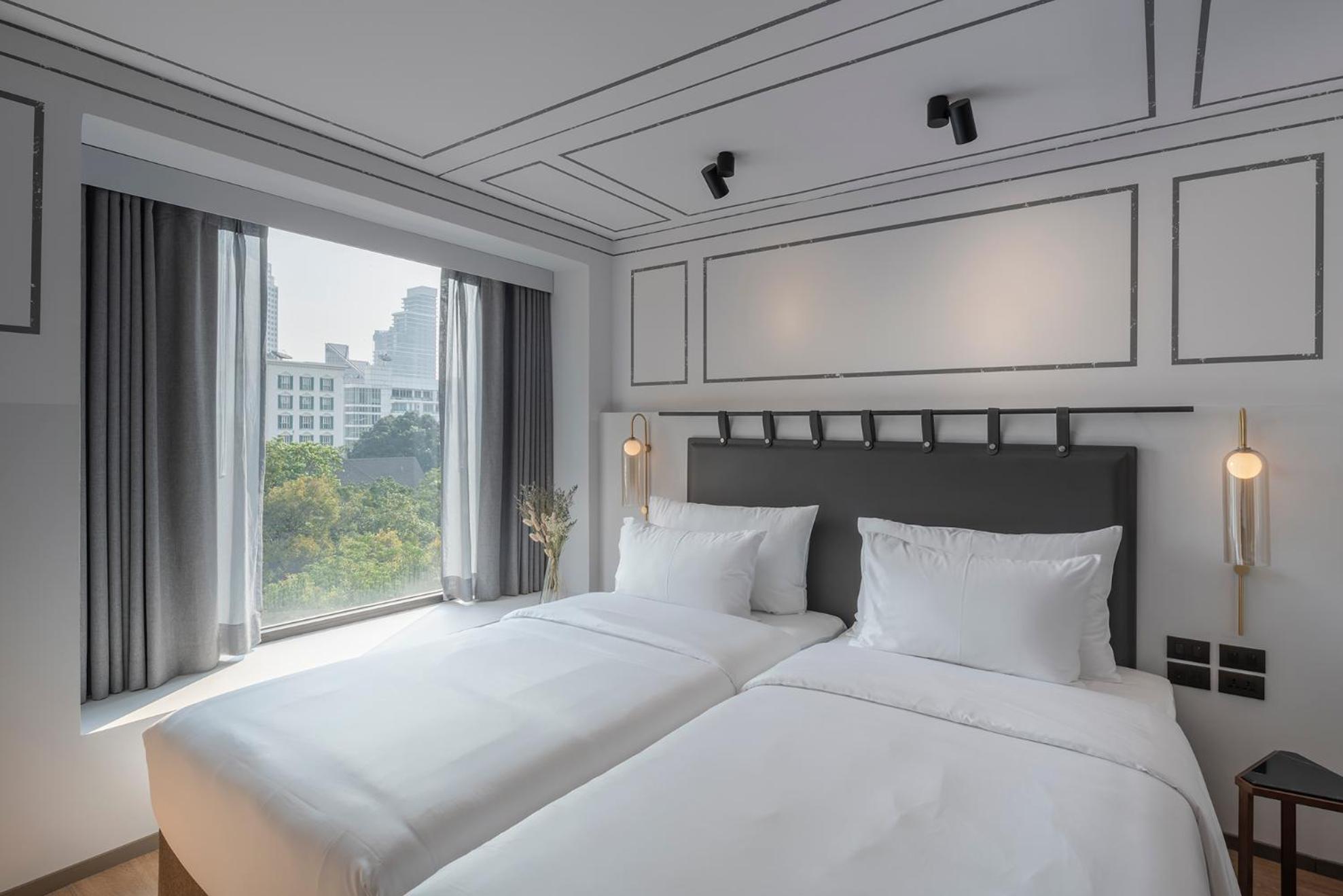 Deluxe Twin Room photo 3