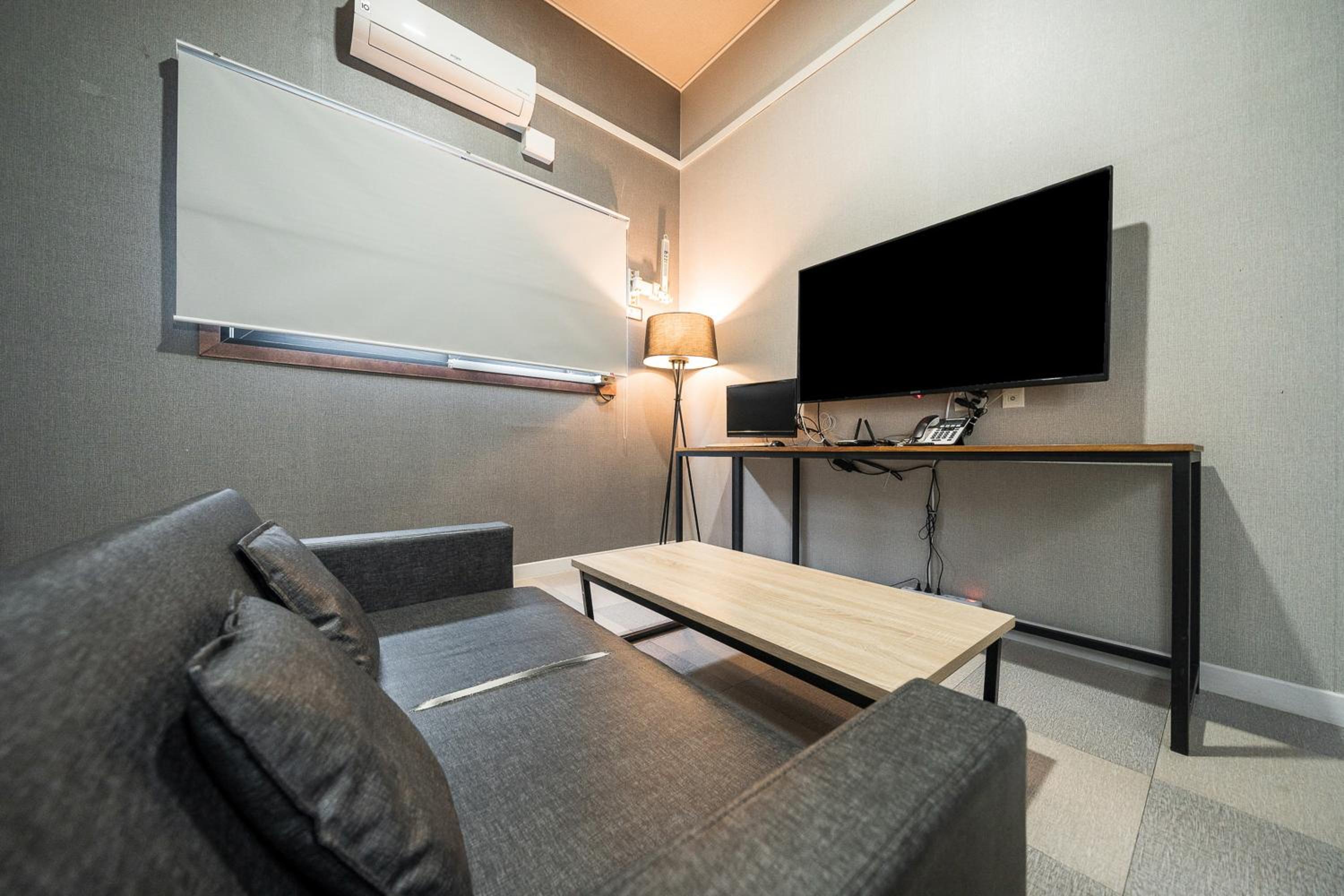 Duplex Studio photo 3
