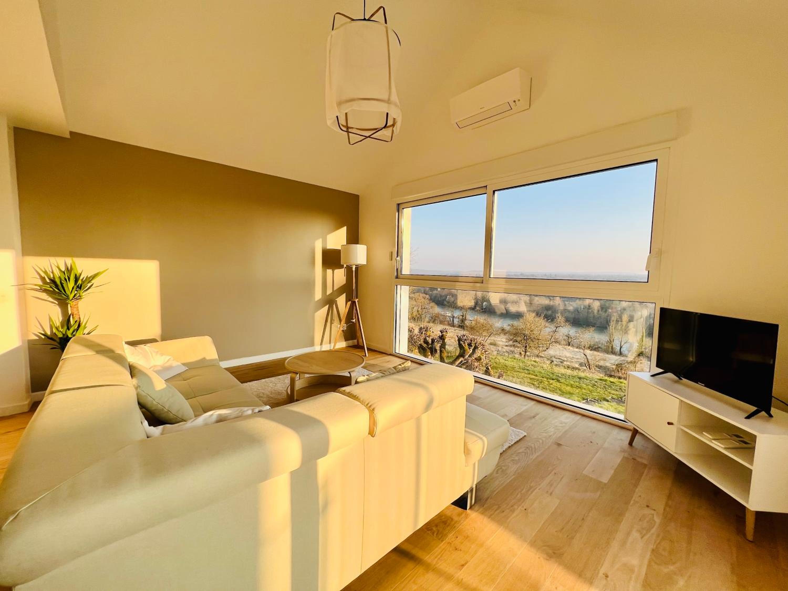 Apartment with Terrace