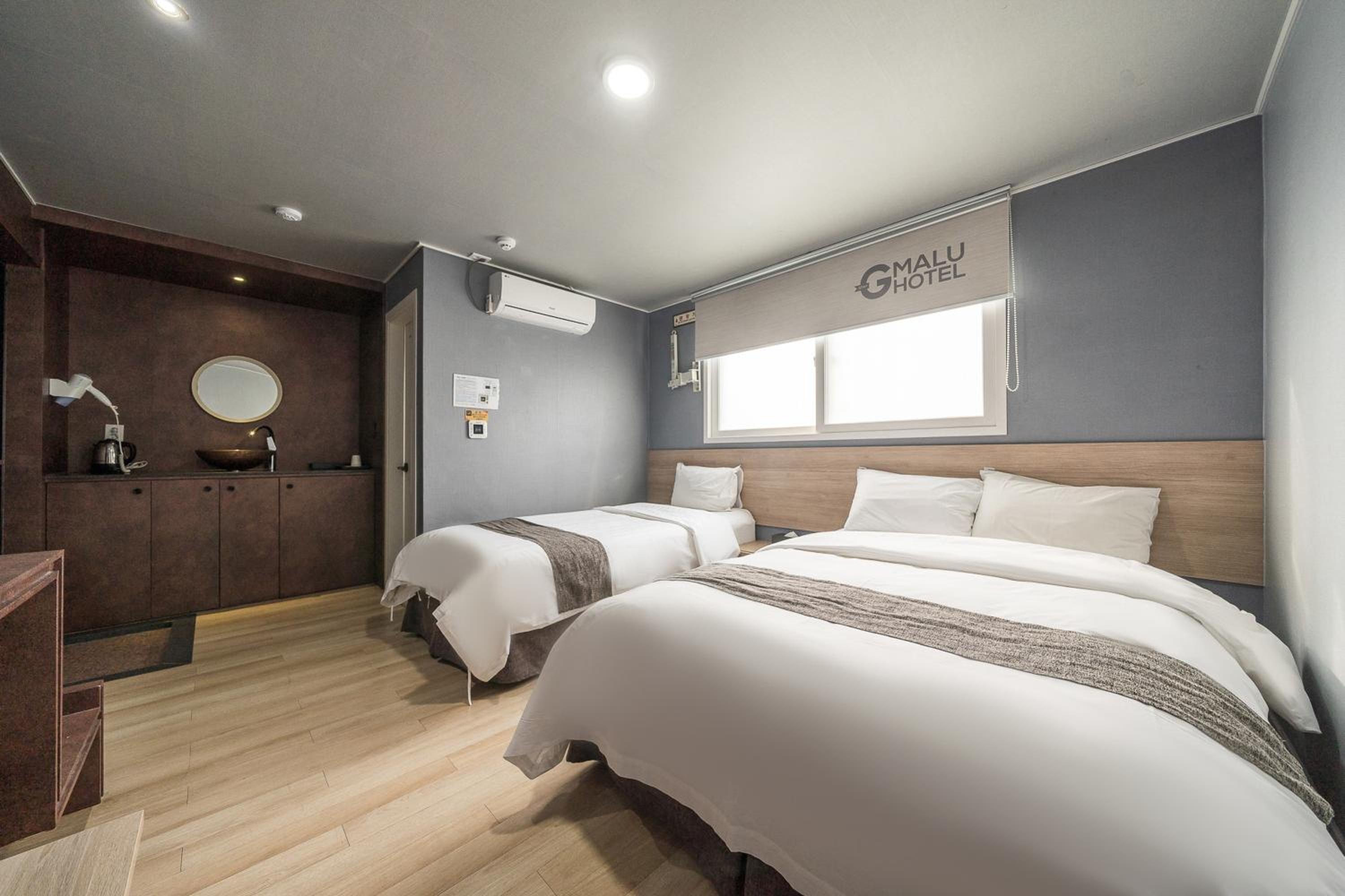 Family Twin Room