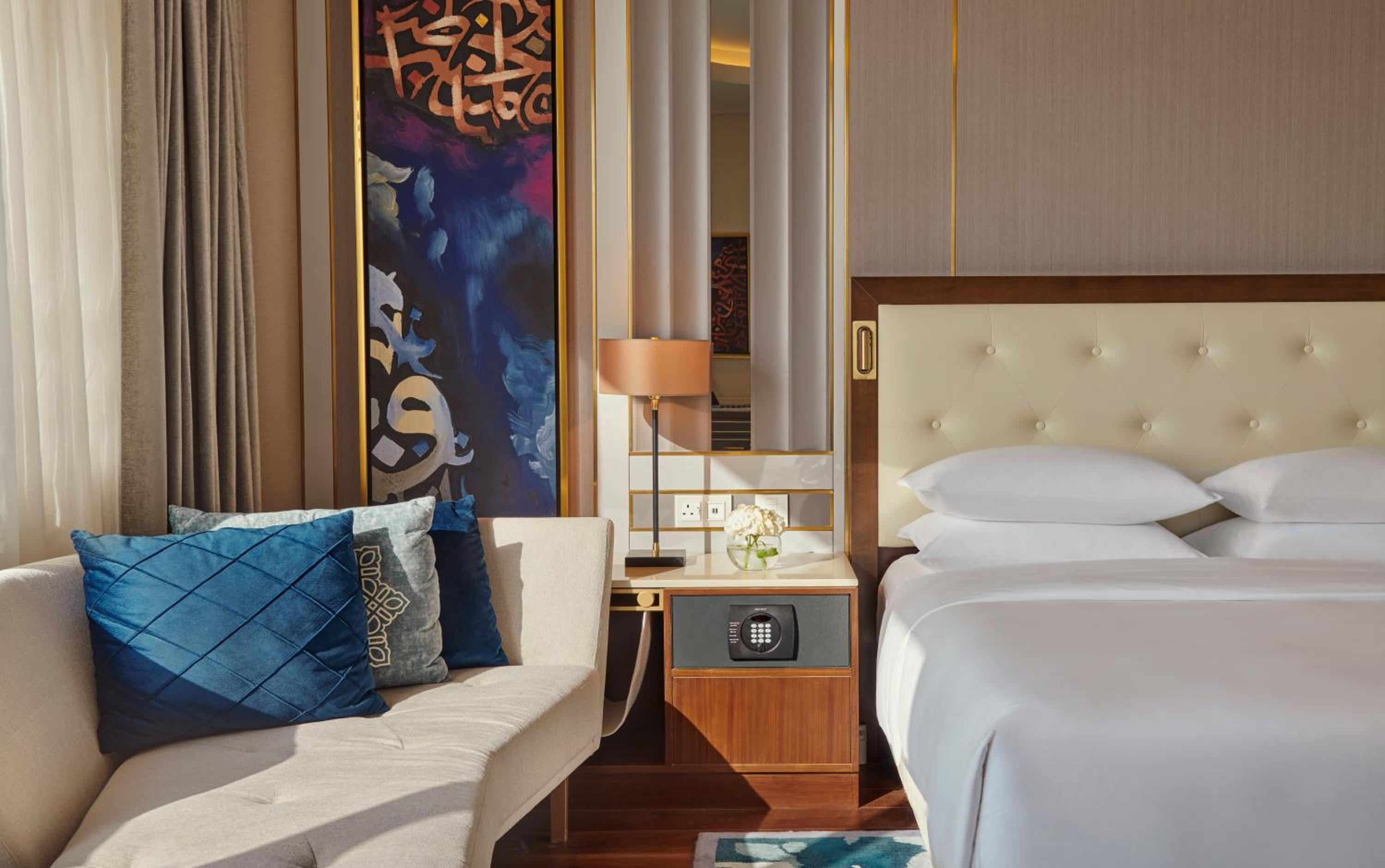 King Room - Club Access - Photo 2