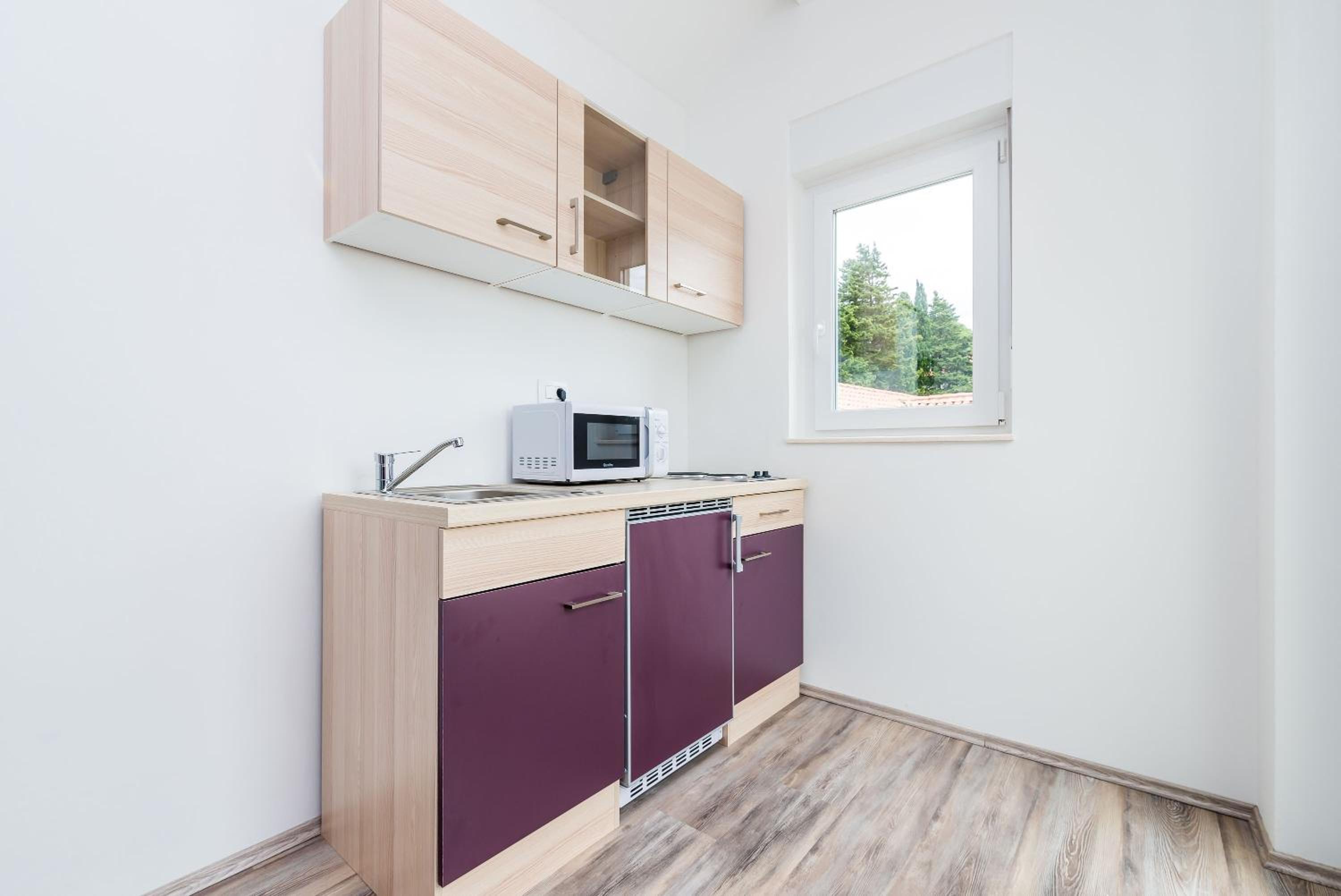 Luxury Studio Apartment with Balcony photo 3