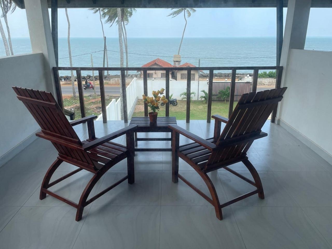 Double Room With Balcony And Sea View photo 2