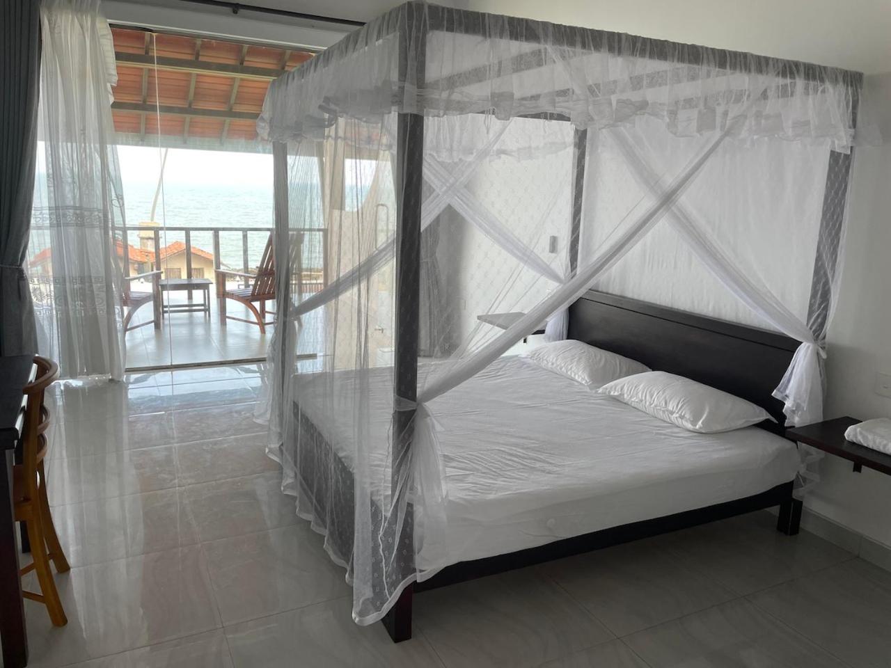Double Room With Balcony And Sea View photo 1