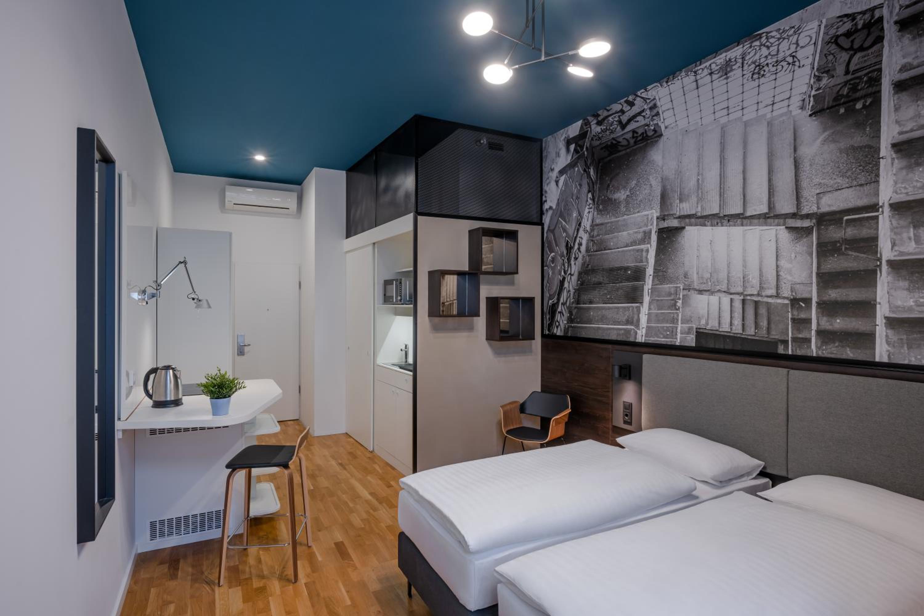 Superior Double or Twin Room - Photo 1