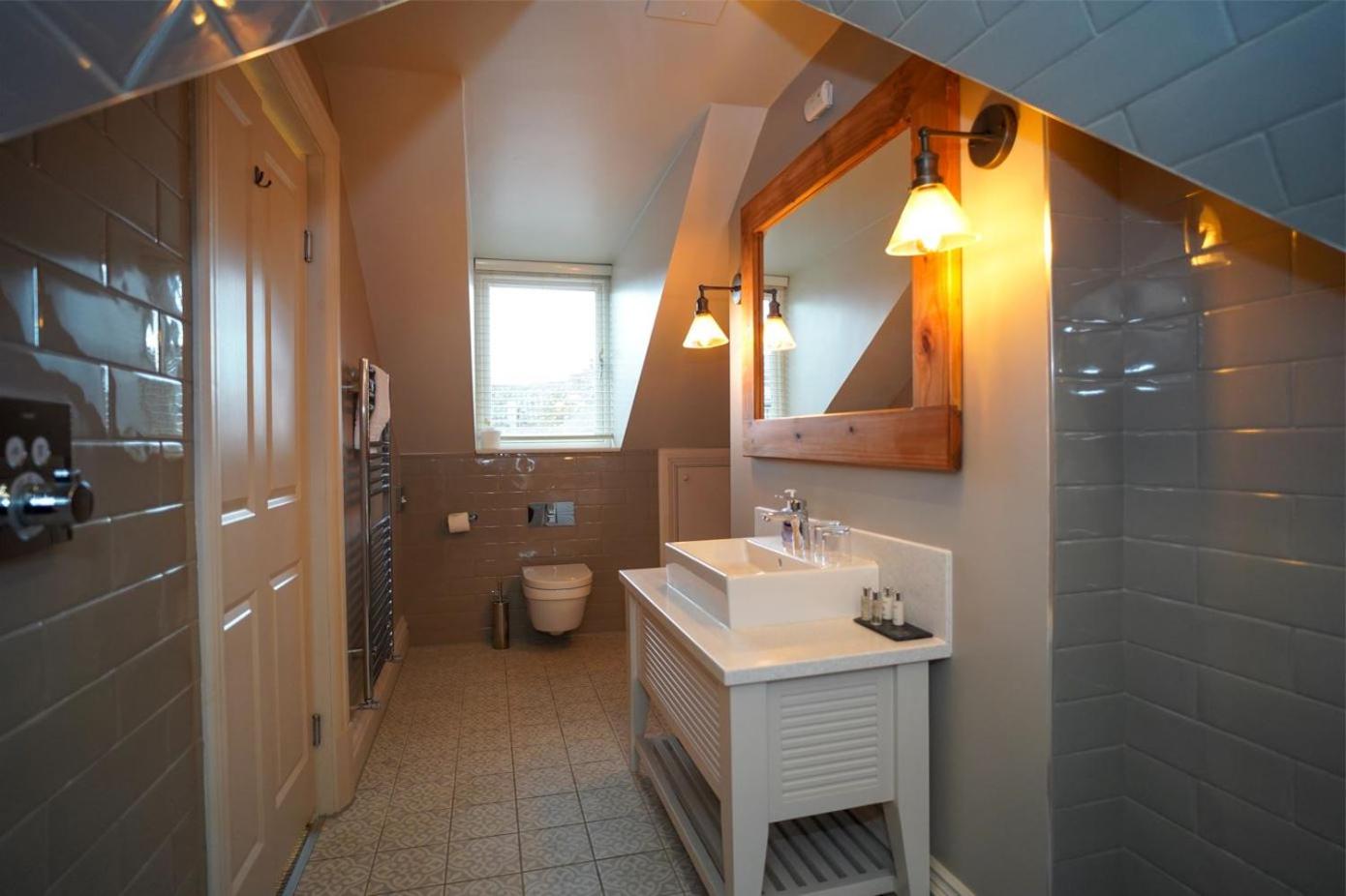 Deluxe Double Room with Bath photo 2