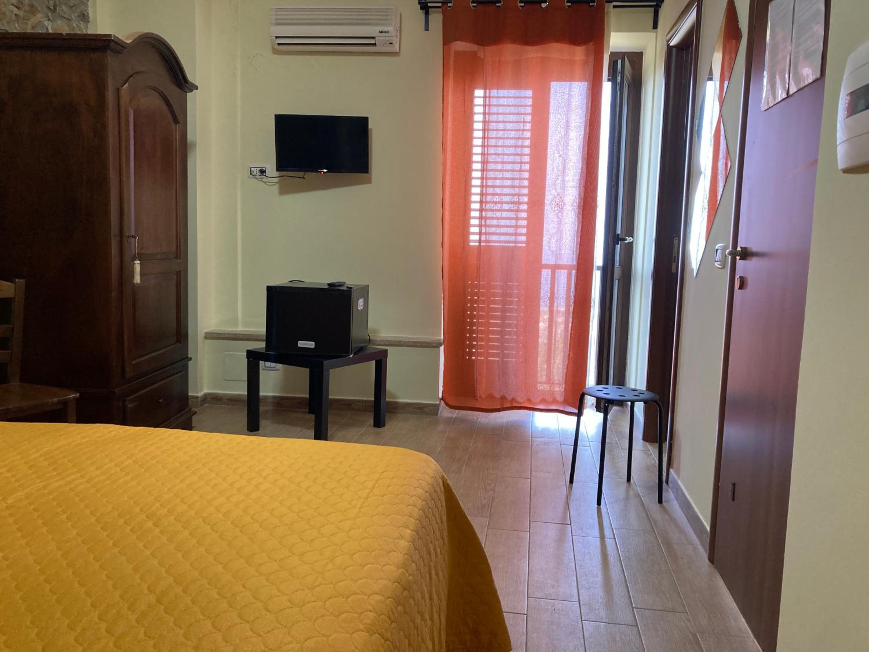 Double Room with Sea View photo 1