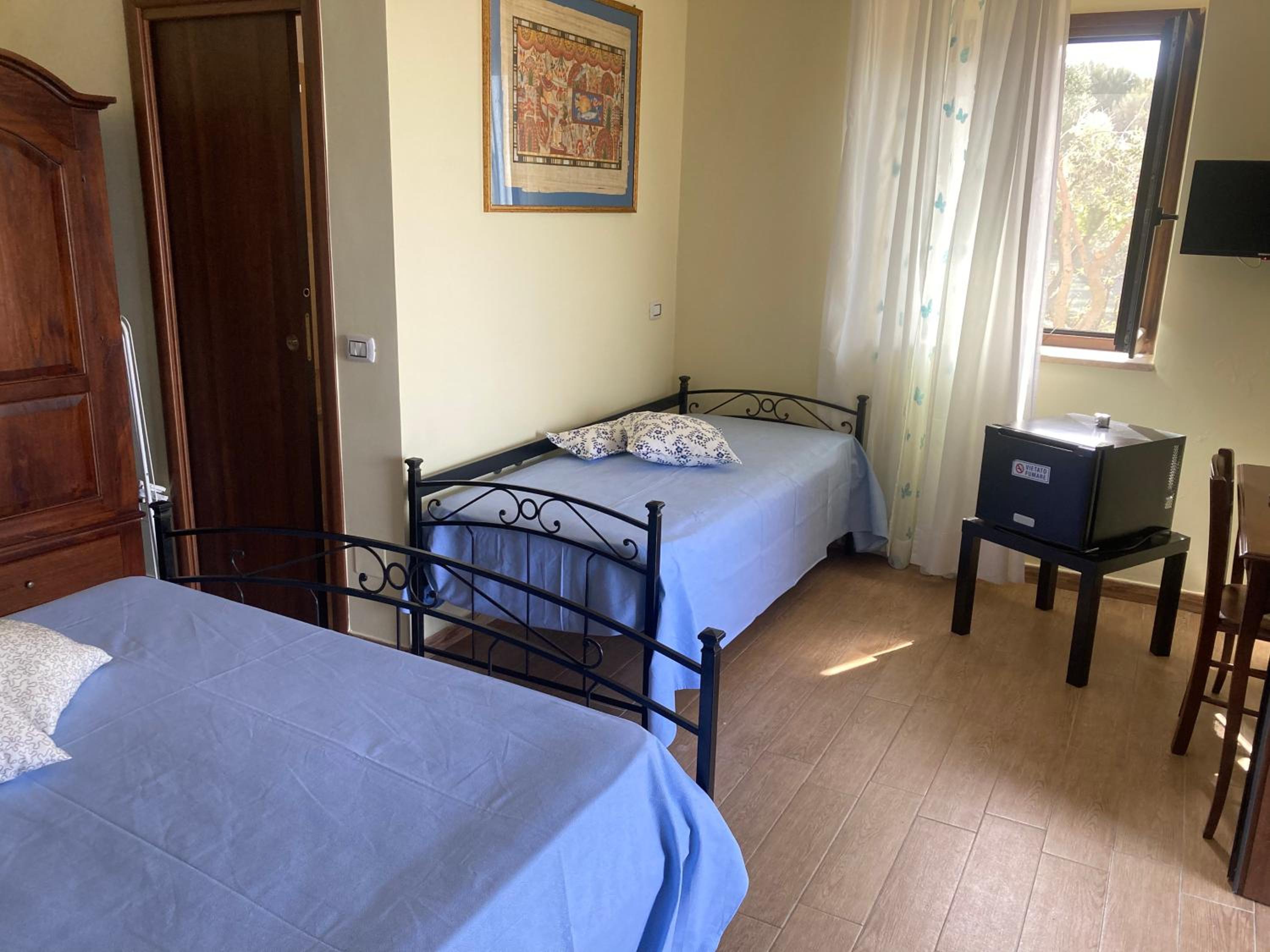 Triple Room with Sea View photo 2