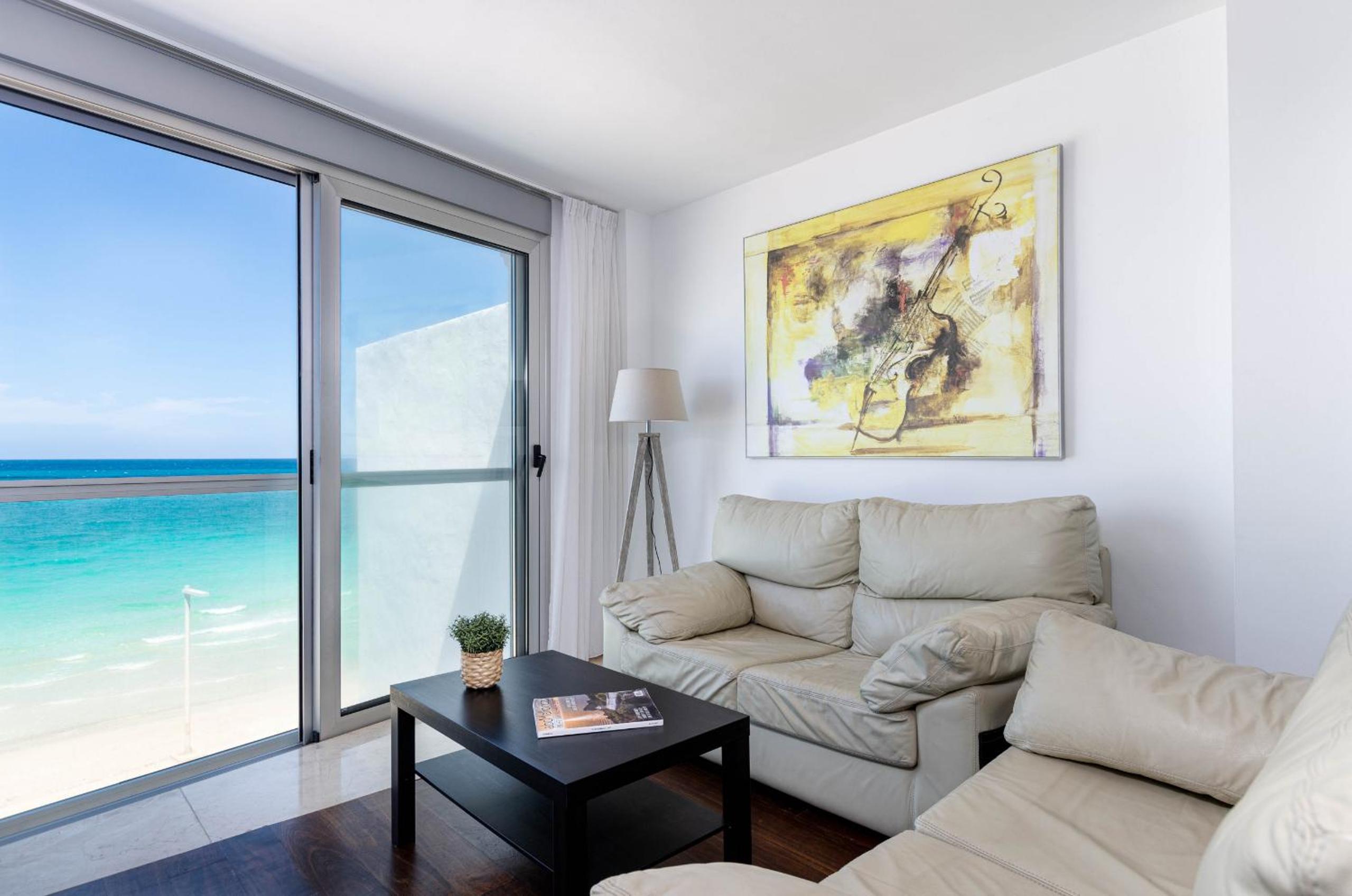 Apartment with Sea View photo 2