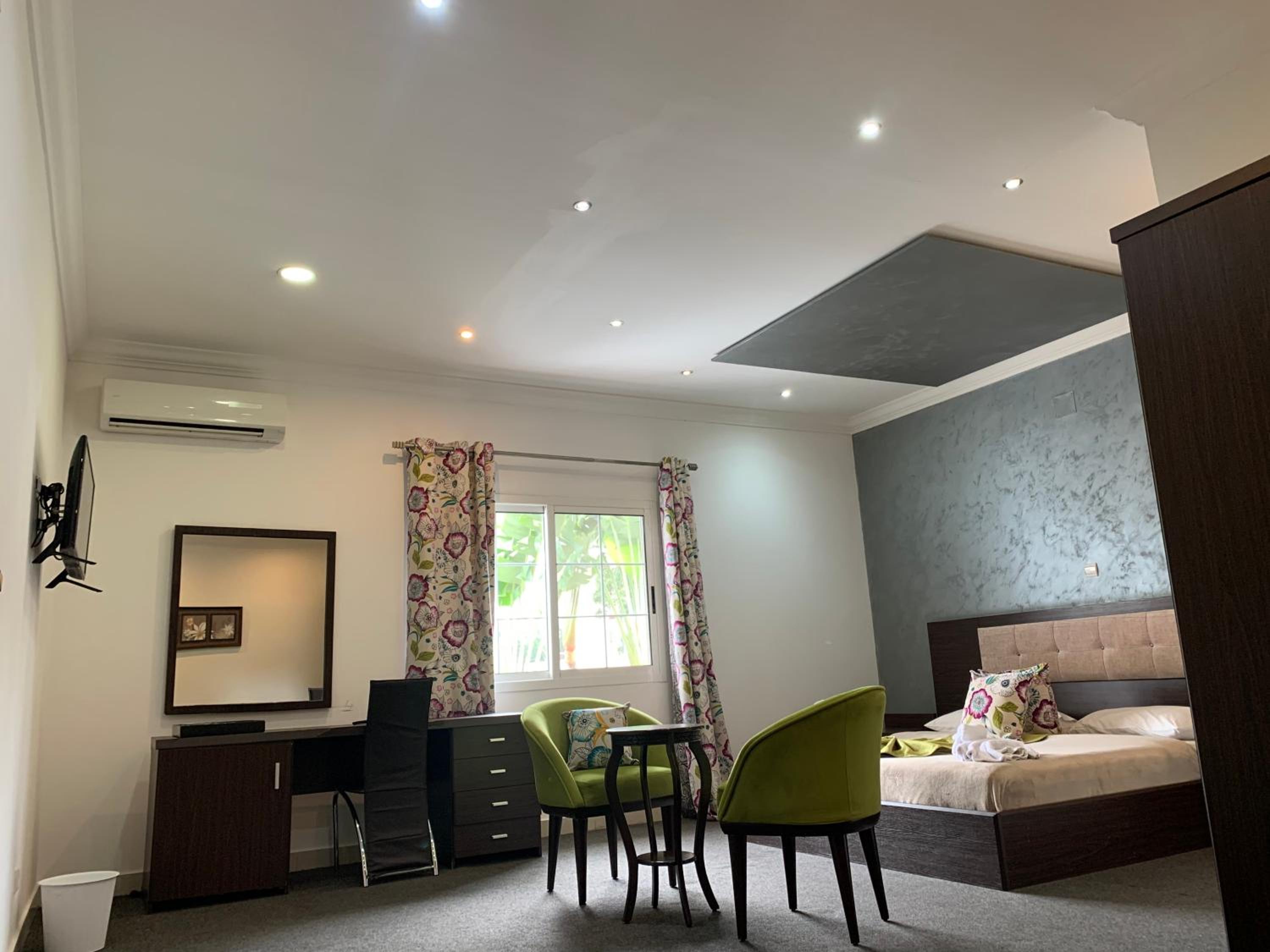 Standard Suite