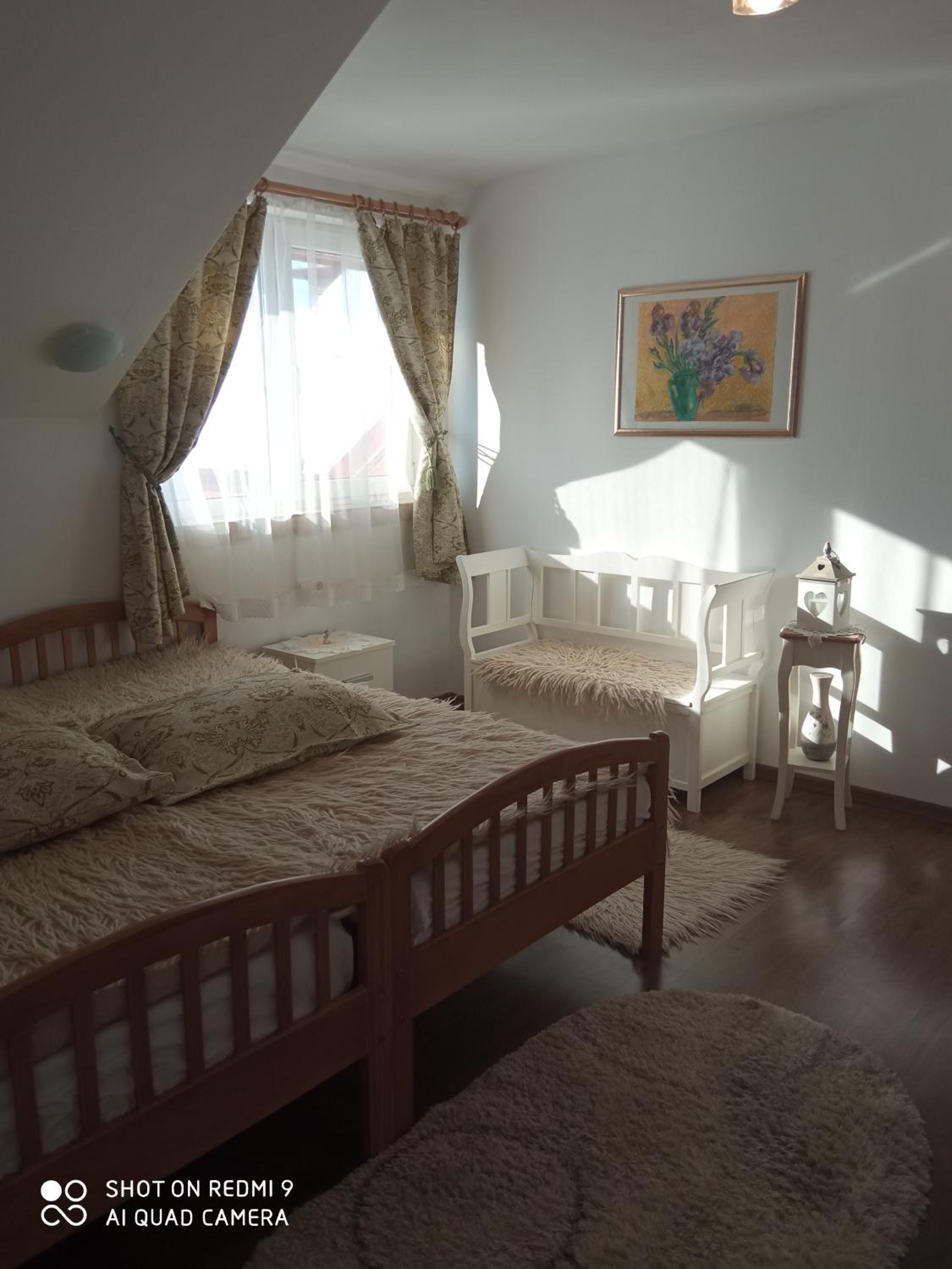 Double Room - Photo 3