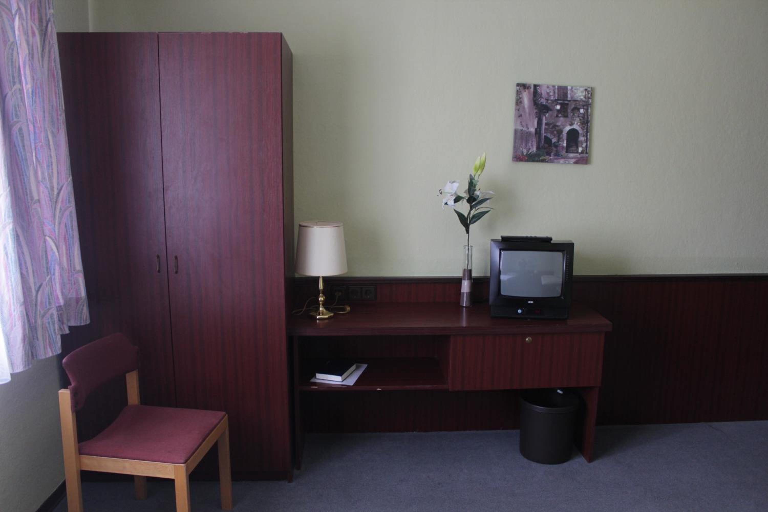 Budget Single Room