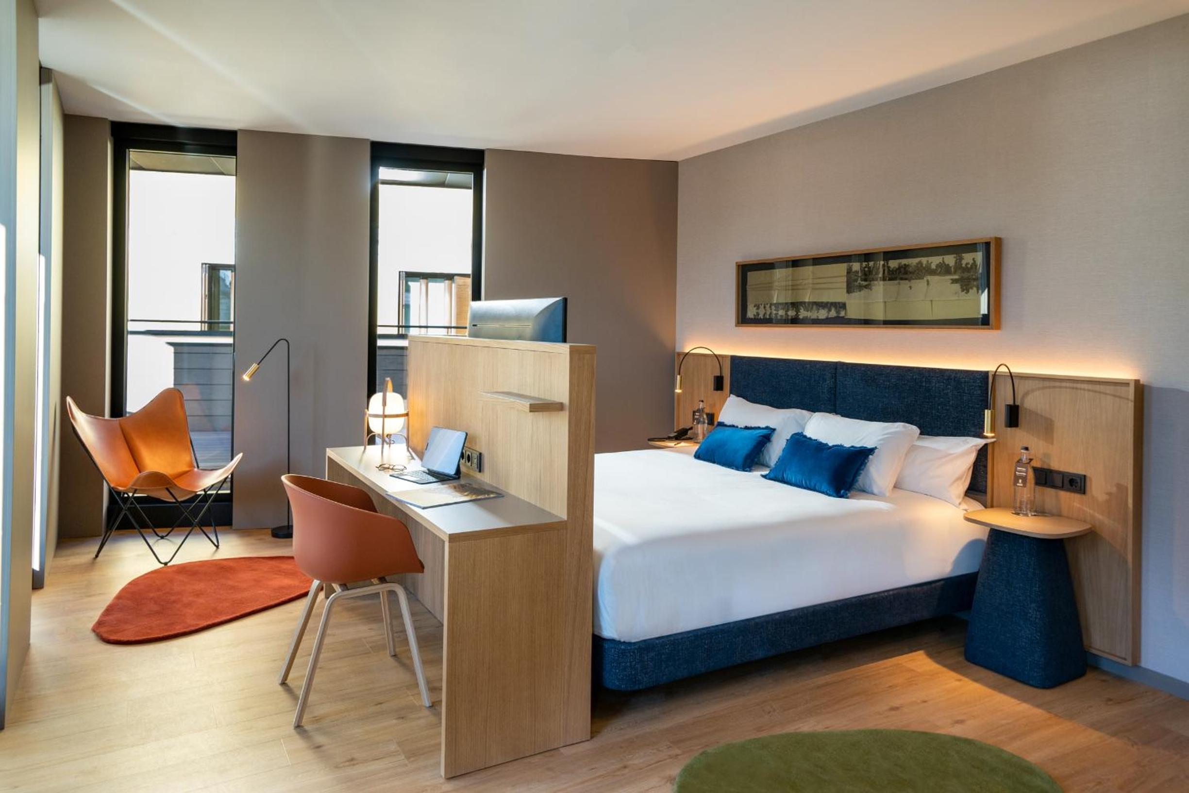 Habitación Doble Deluxe Esquina con Terraza