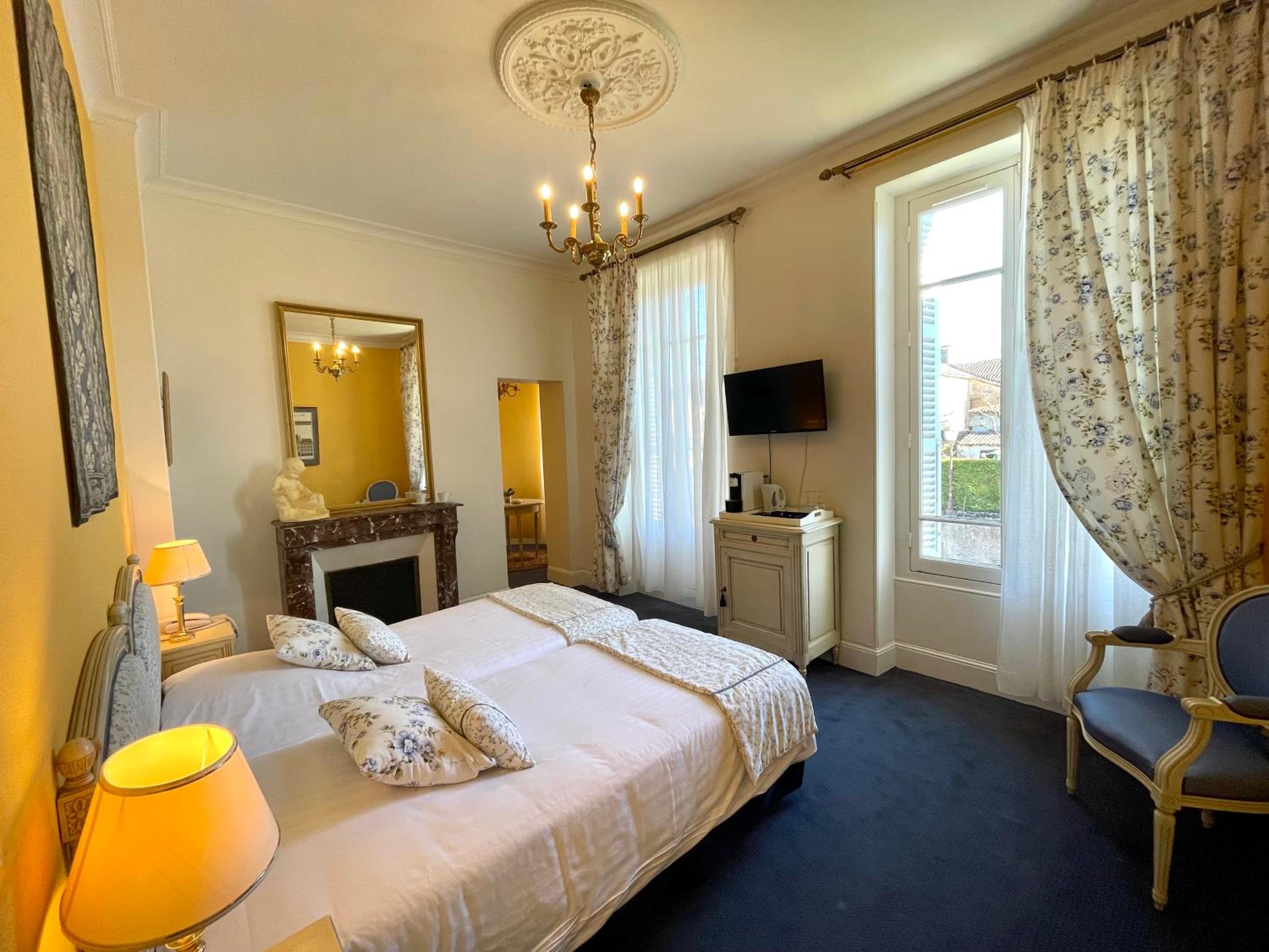 Executive Twin Room photo 2