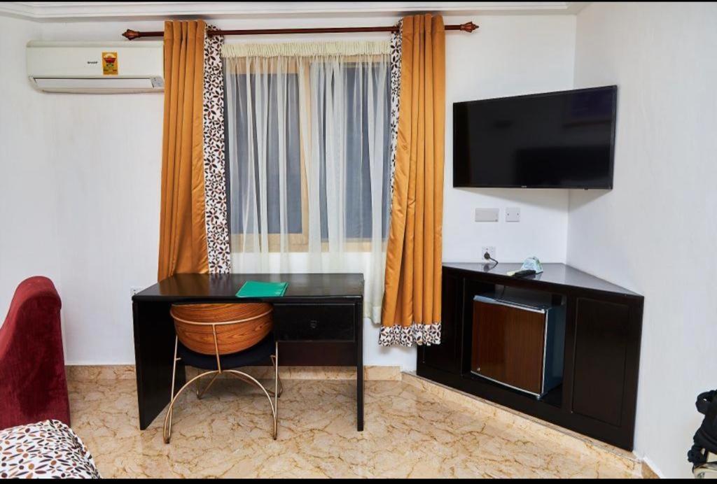 Deluxe Single Room