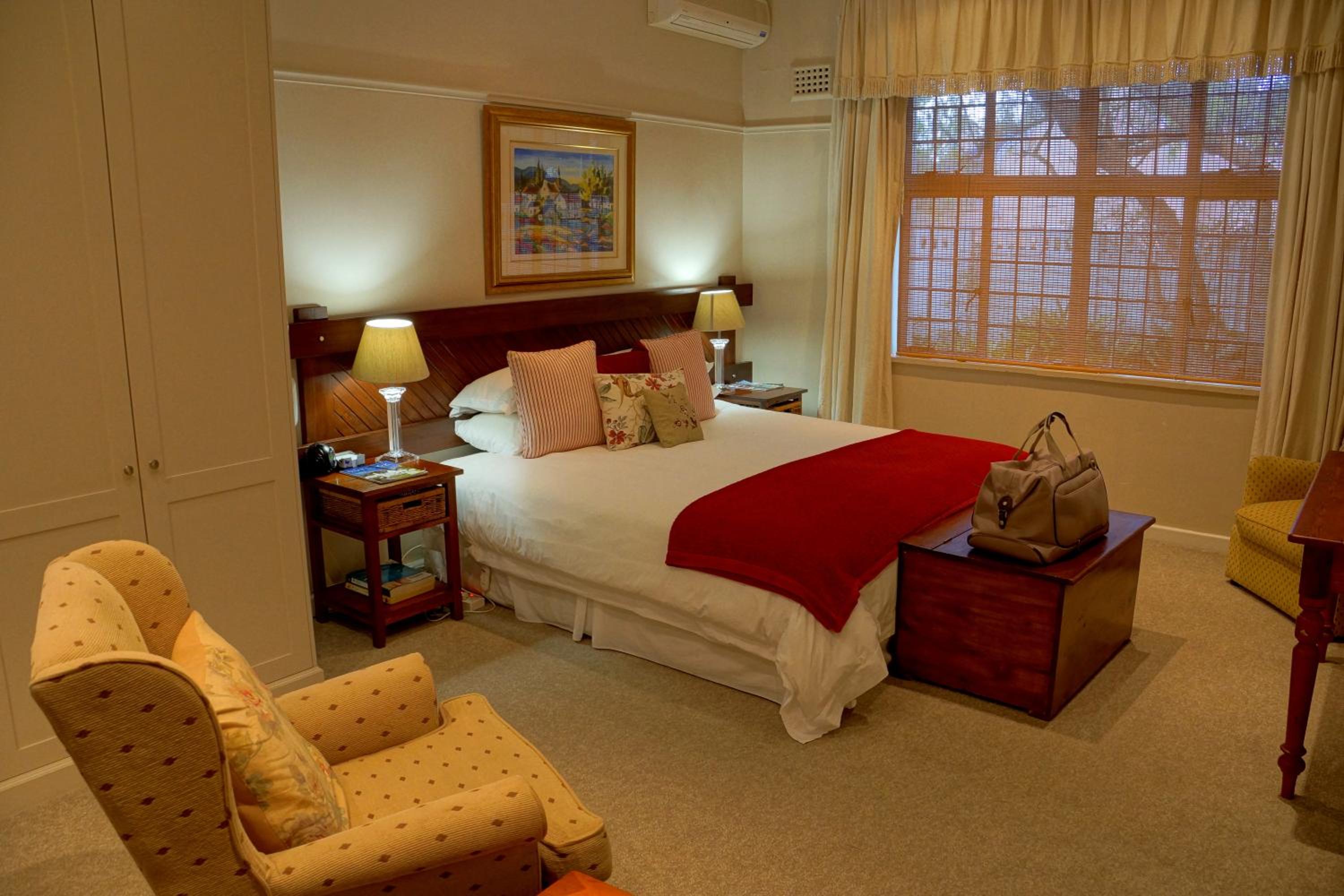 Superior King or Twin Room - Photo 5