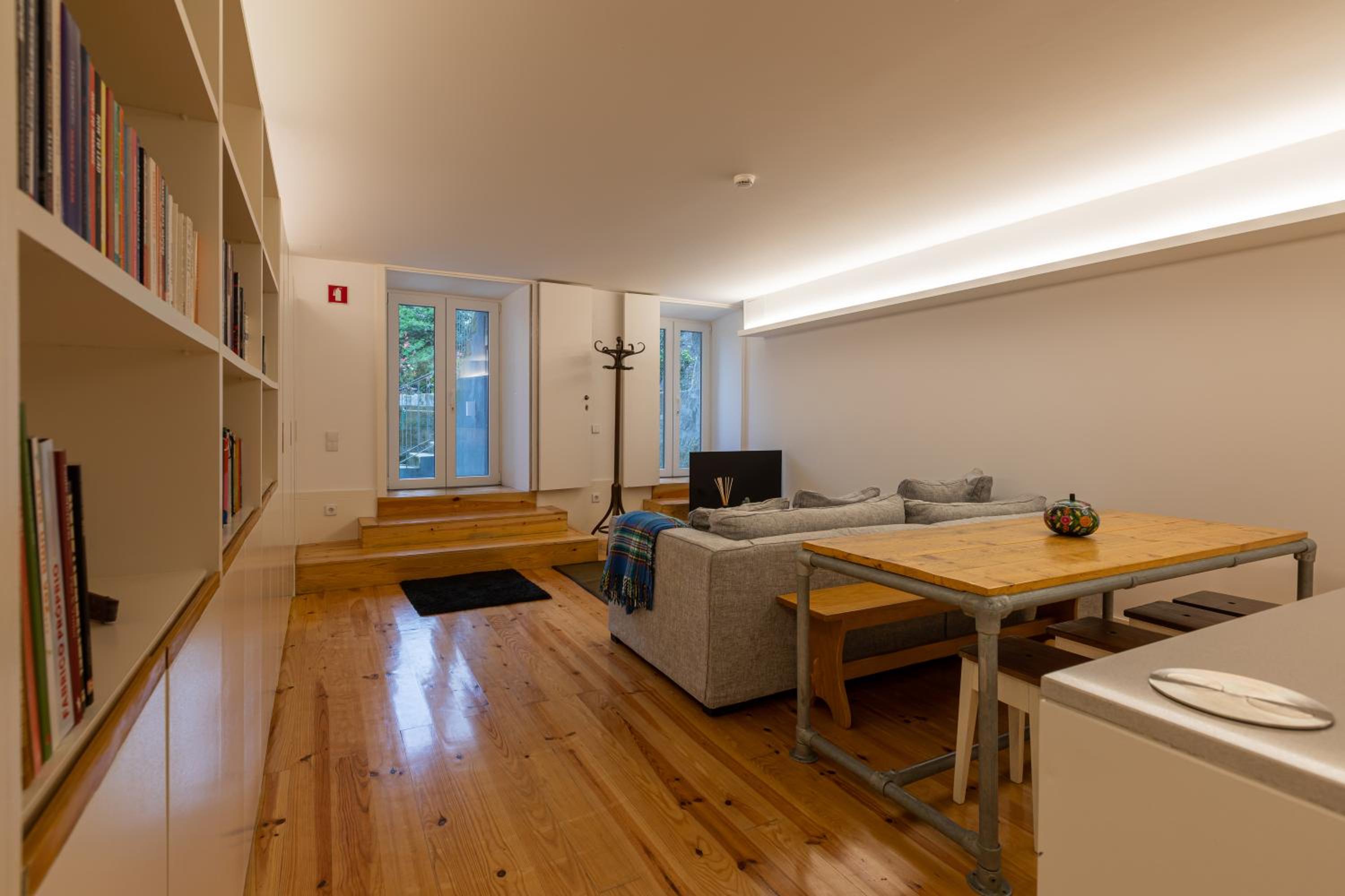 One-Bedroom Apartment - Photo 19