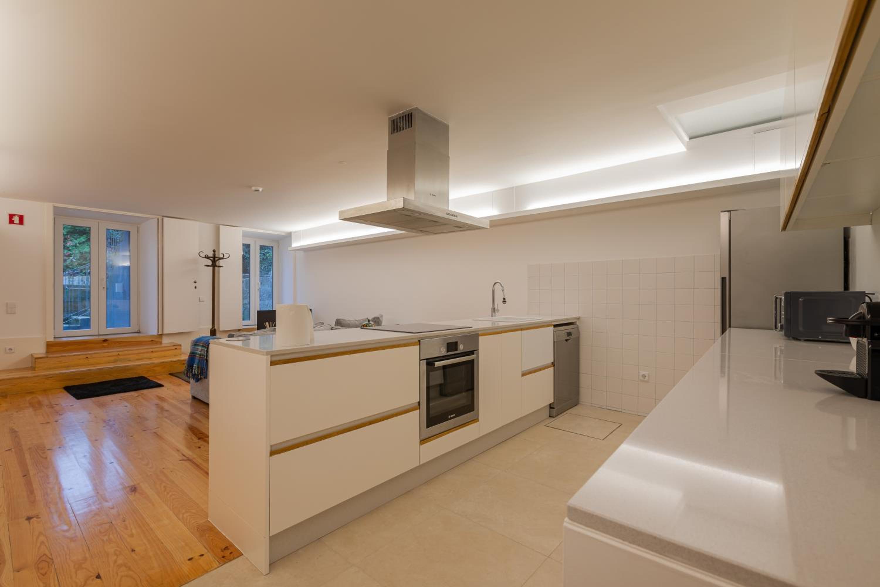 One-Bedroom Apartment - Photo 8