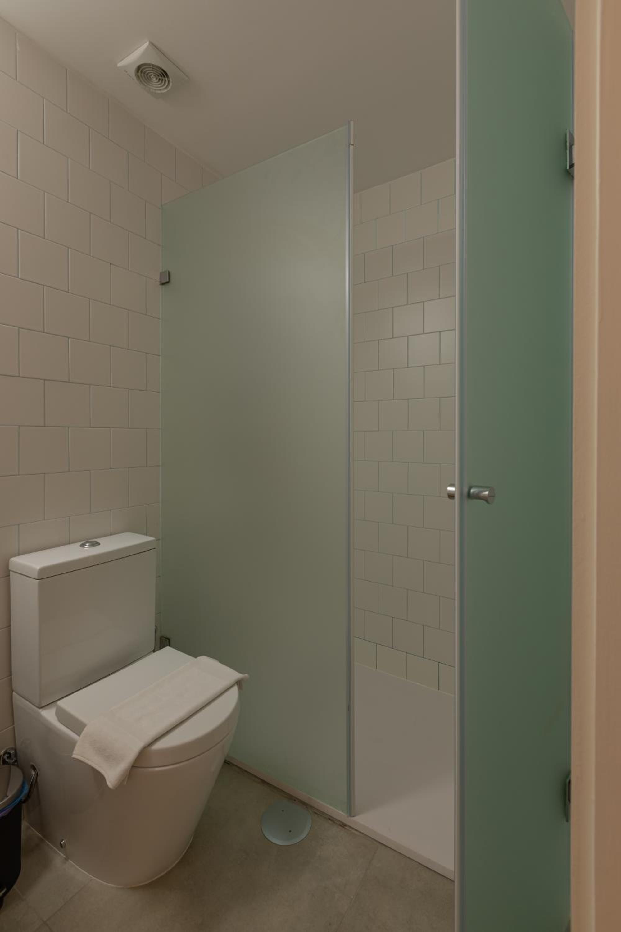 One-Bedroom Apartment - Photo 18
