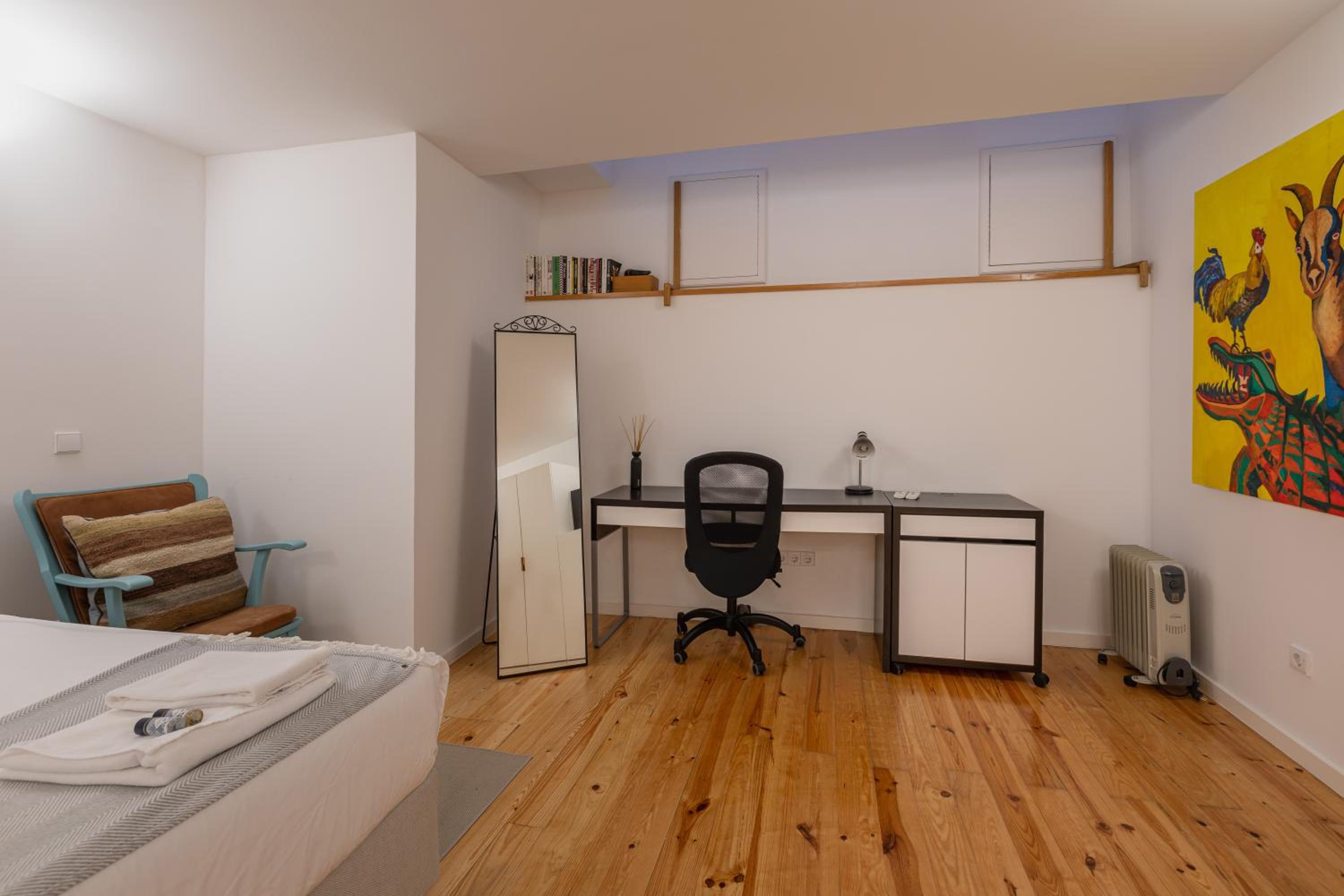 One-Bedroom Apartment - Photo 30