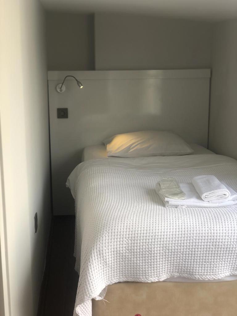 Single Room with Terrace photo 1
