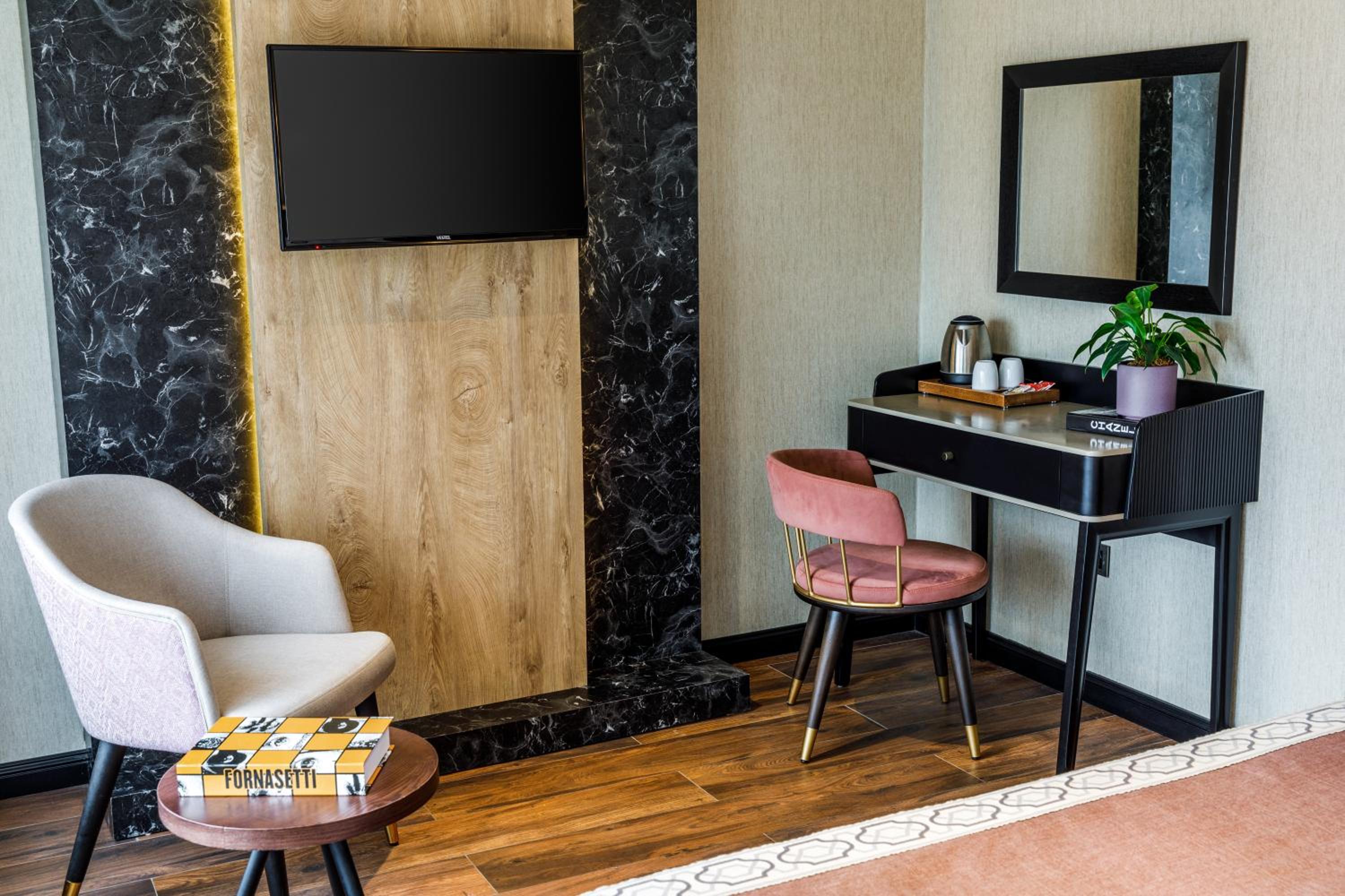 Superior Triple Room photo 2