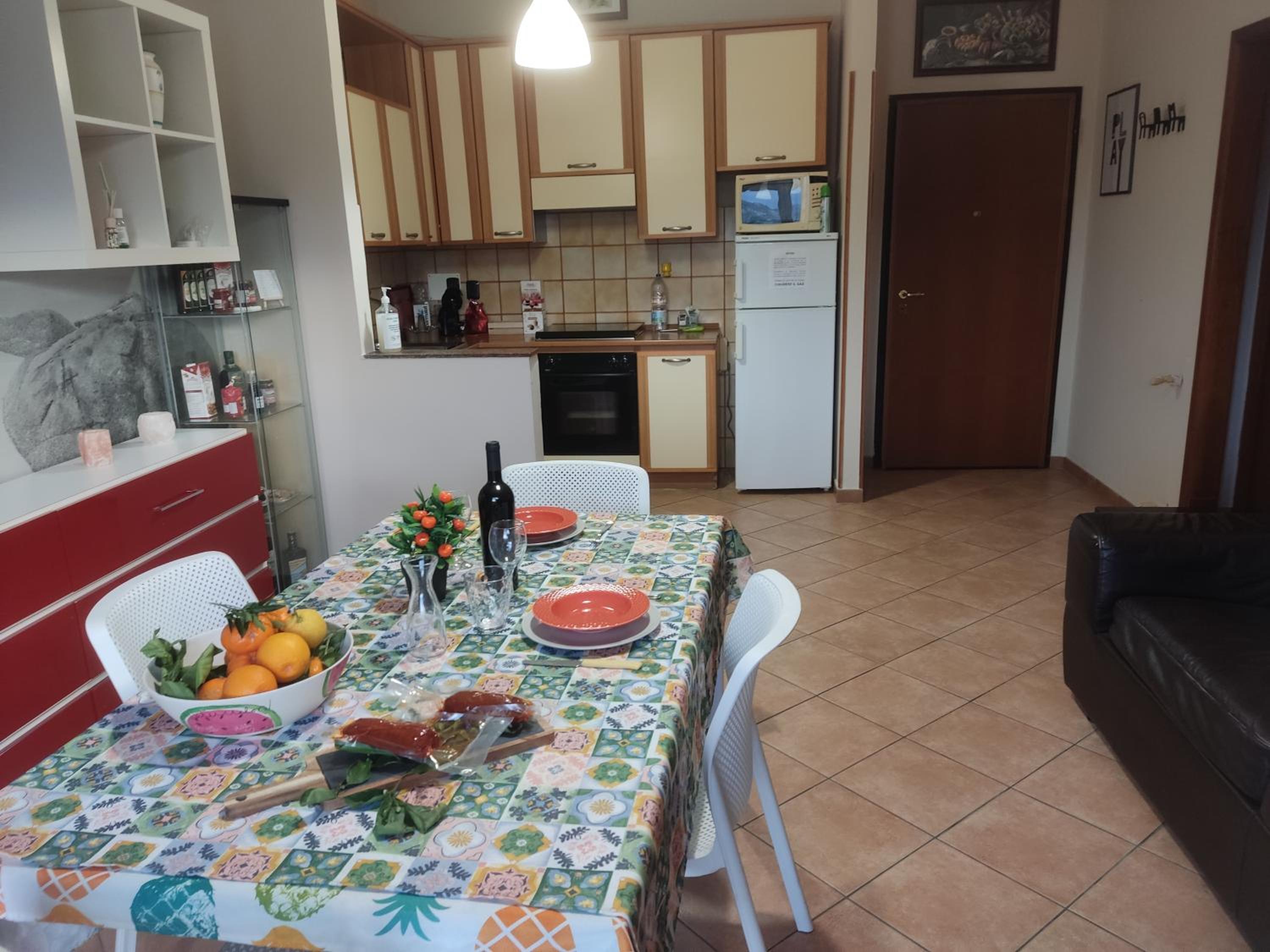 Two-Bedroom Apartment - Photo 6