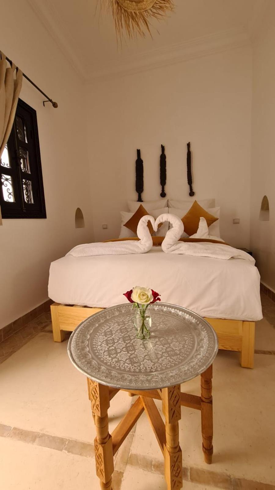 Standard Double Room - Photo 3