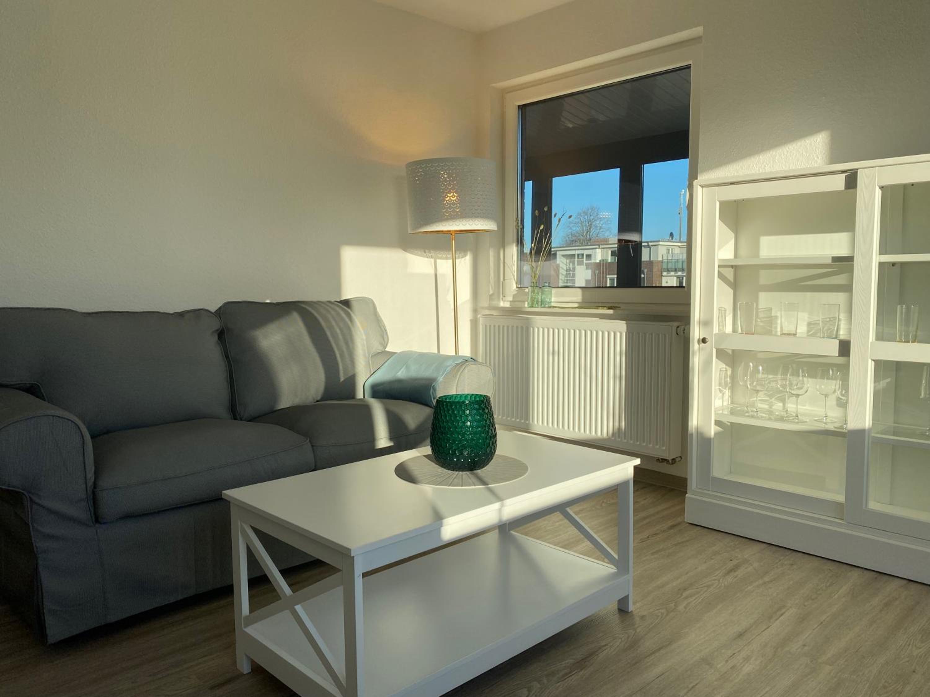 One-Bedroom Apartment with Loggia - Photo 17
