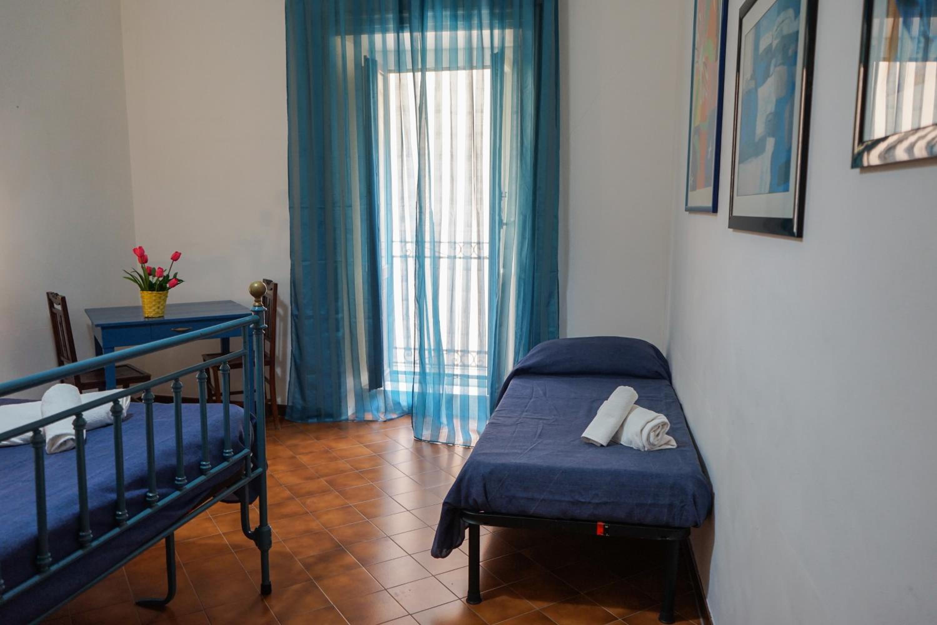 Two-Bedroom Apartment with Balcony - Photo 13