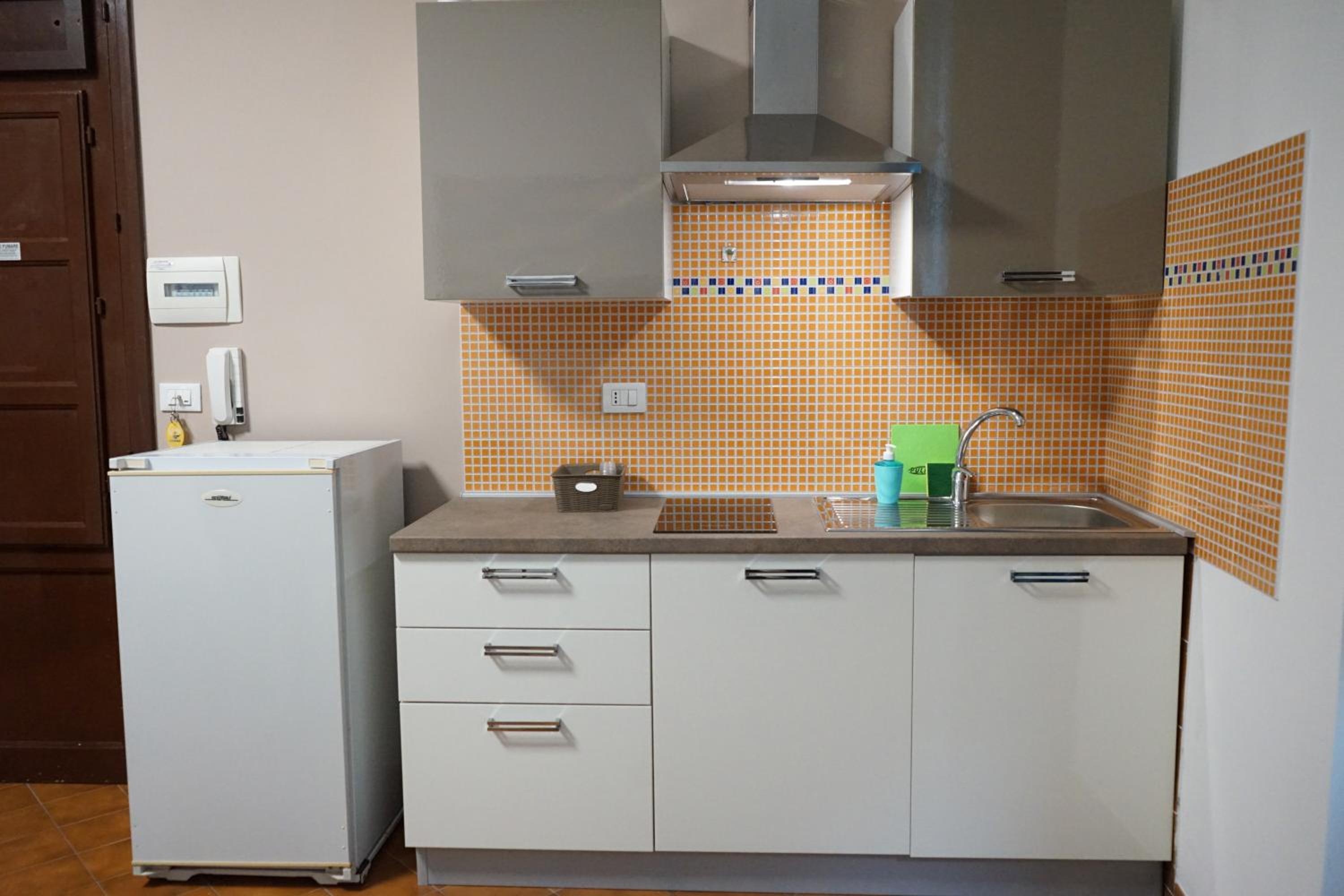 Studio Apartment - Photo 8