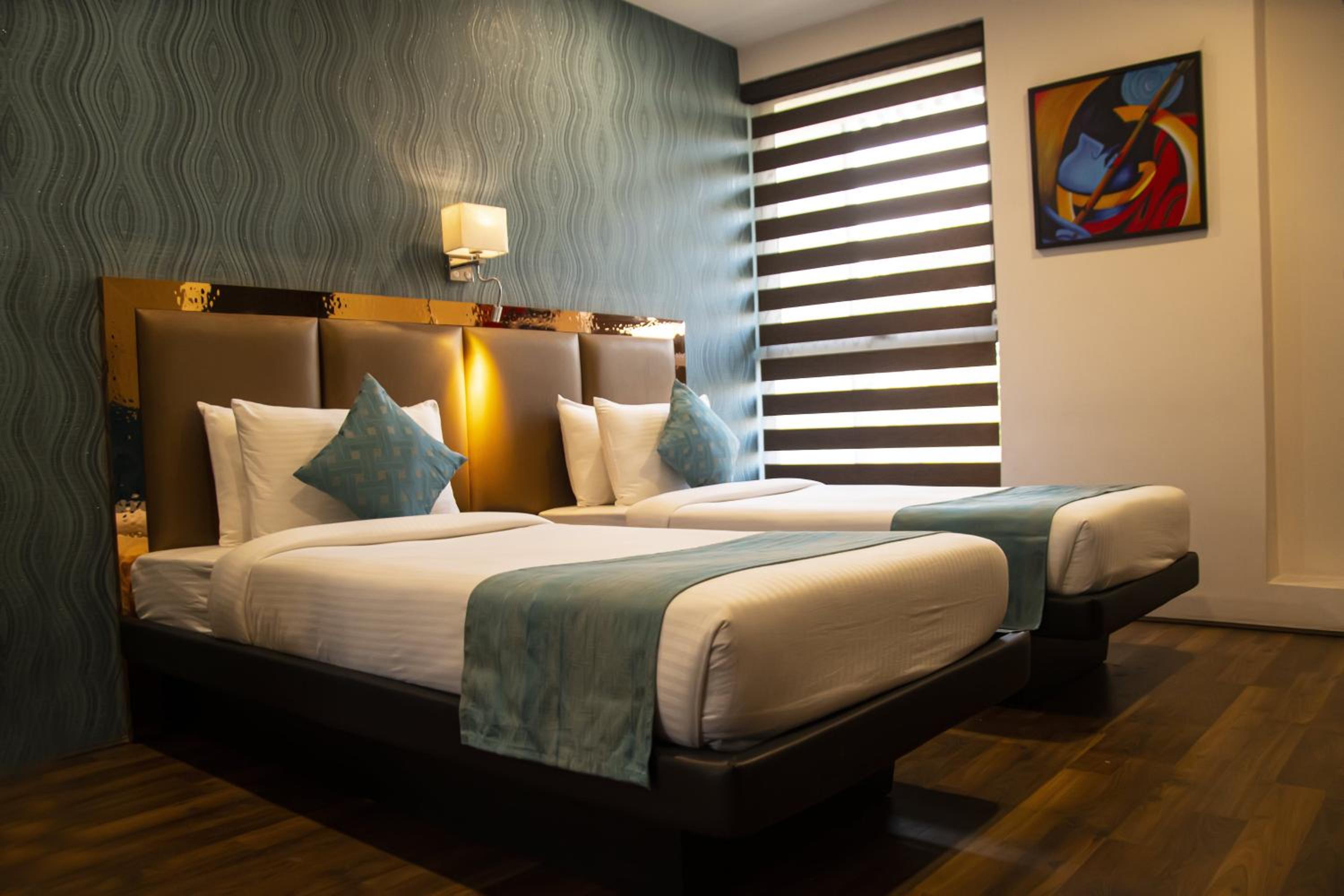 Deluxe Twin Room - Photo 3