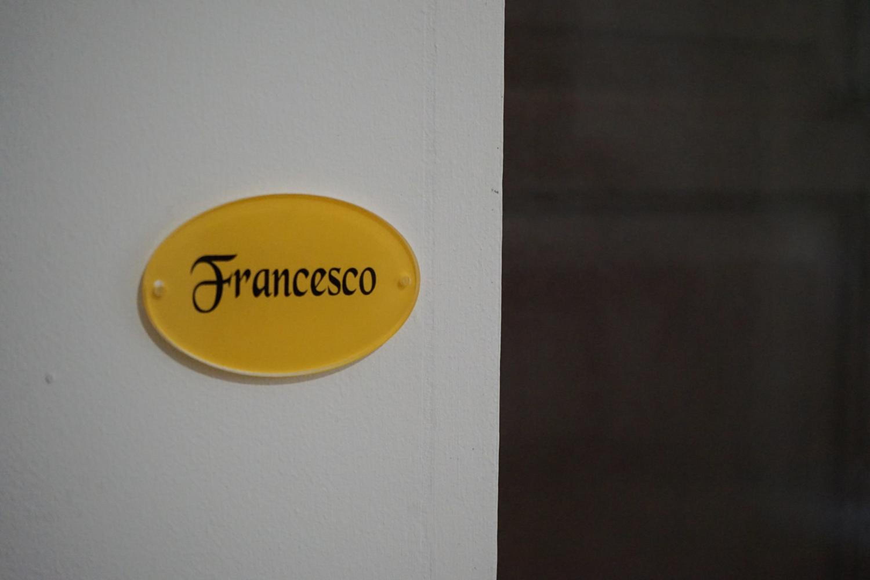 Studio Apartment - Photo 14