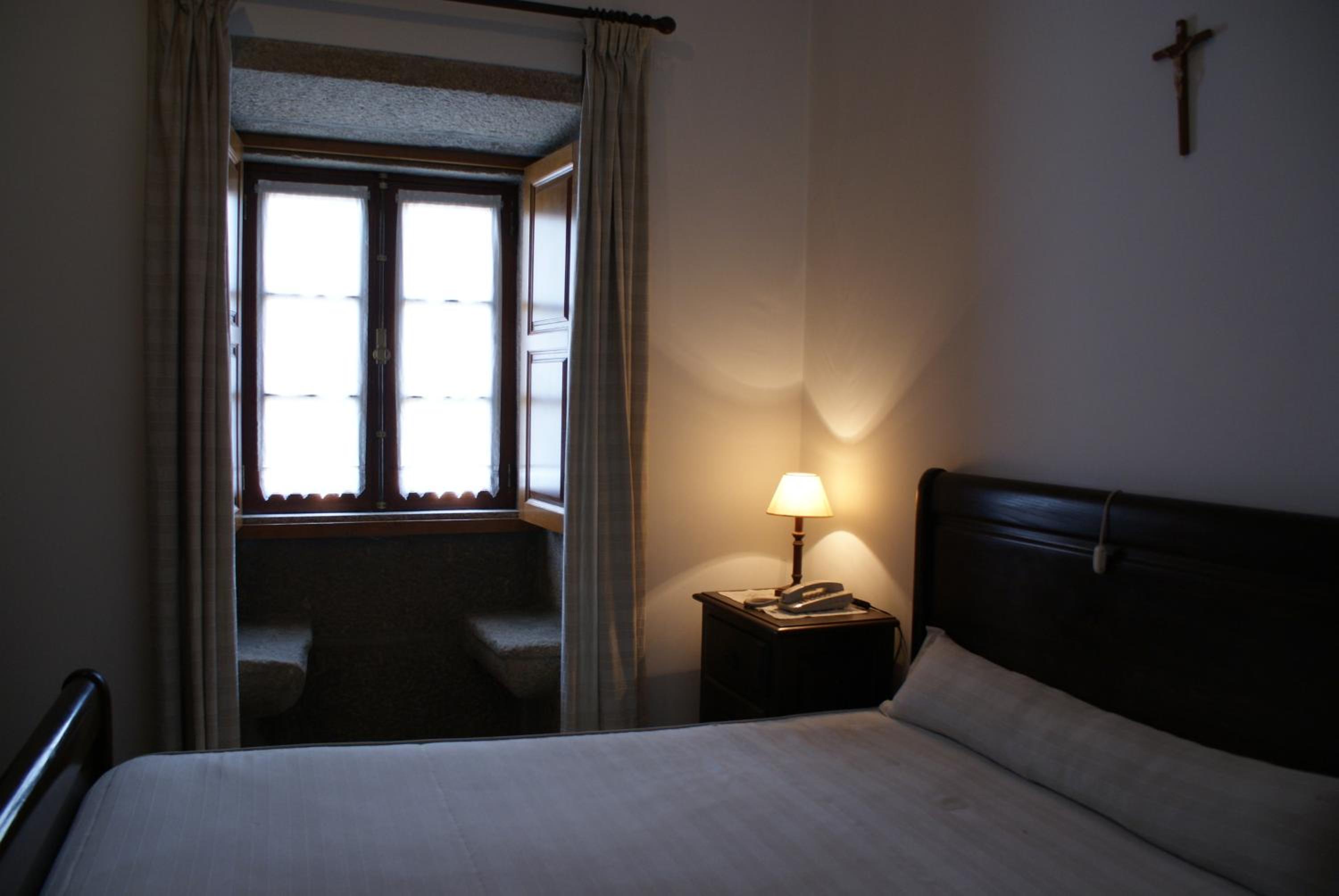 Double or Twin Room photo 3
