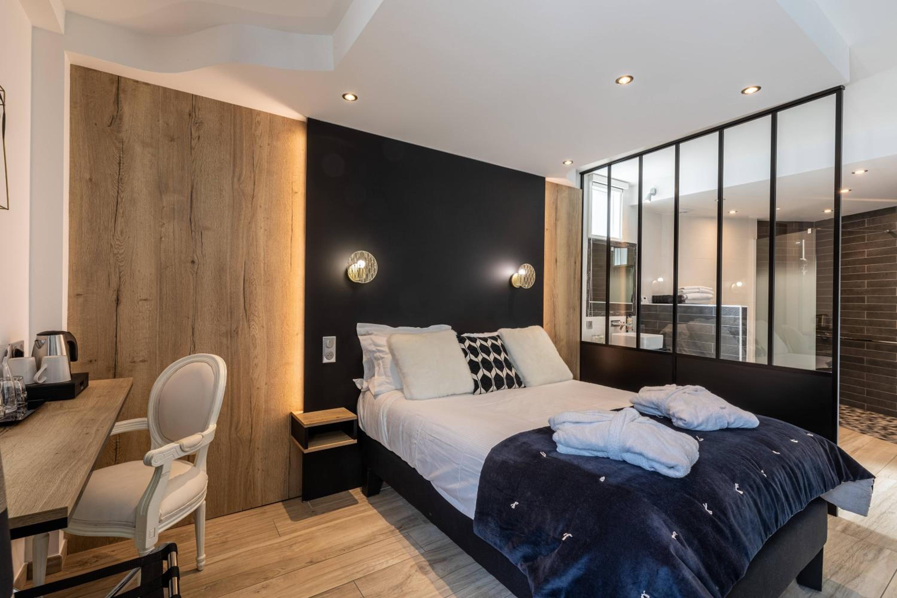 Standard Room - Photo 5
