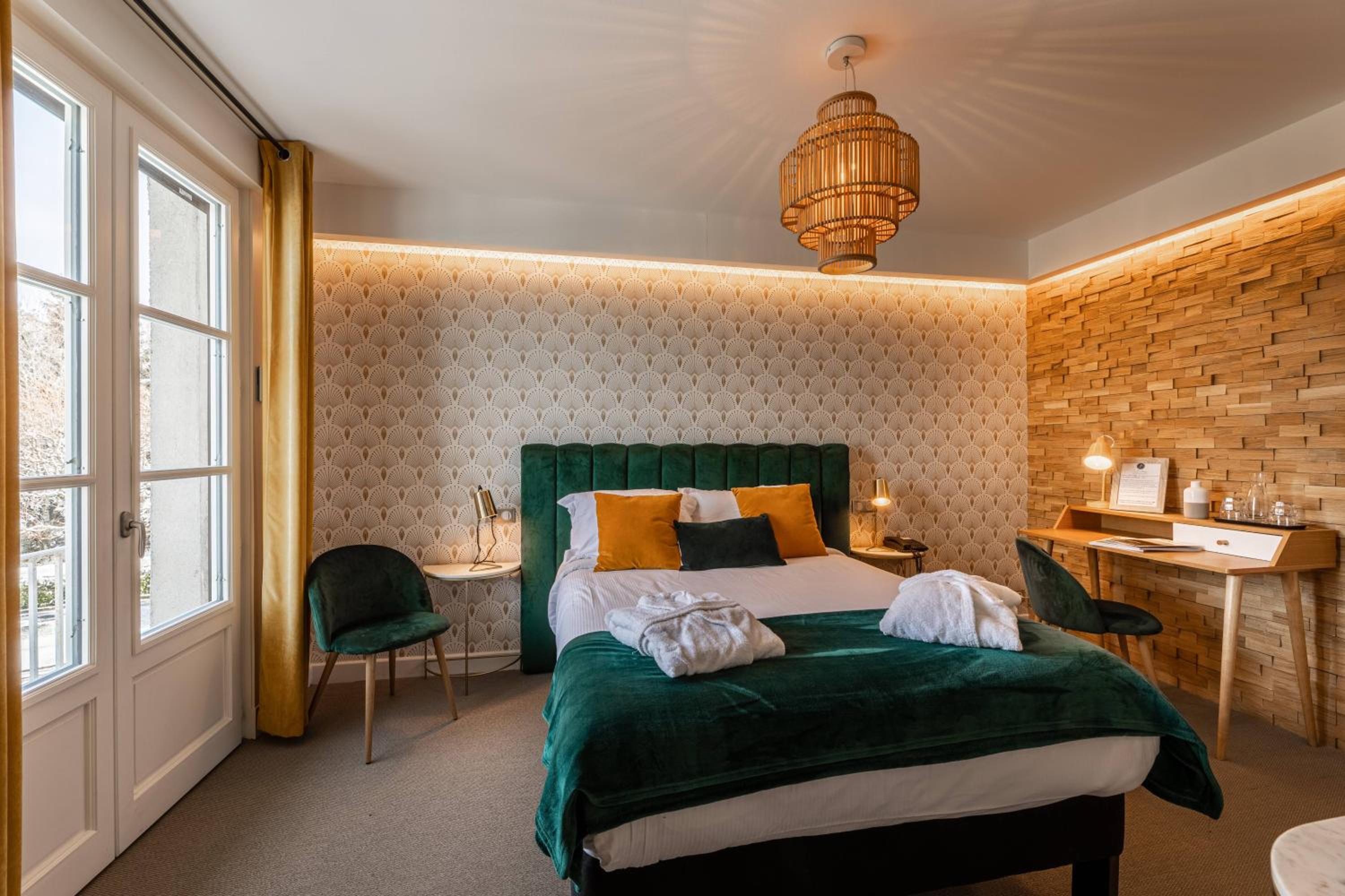 Standard Room - Photo 9