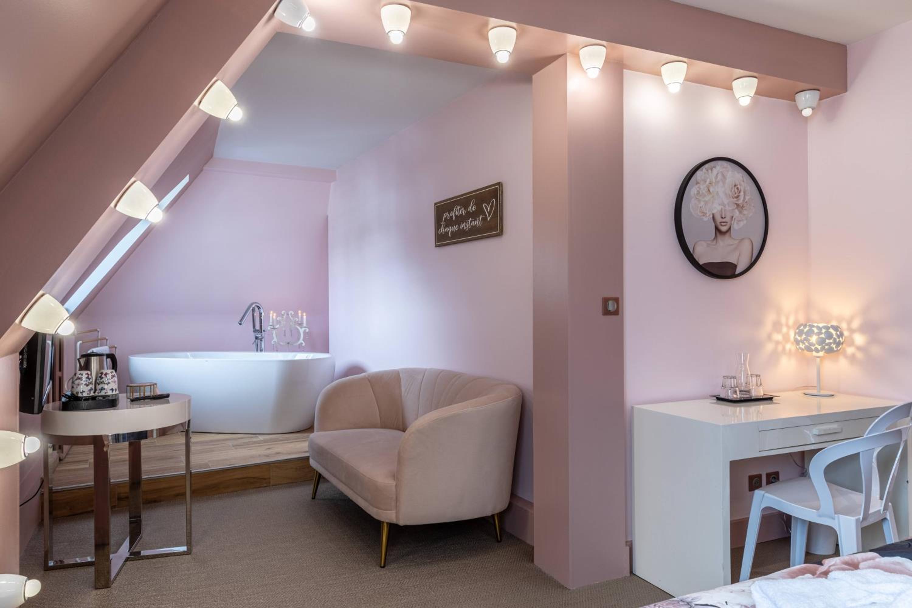 Mini Suite - Photo 4
