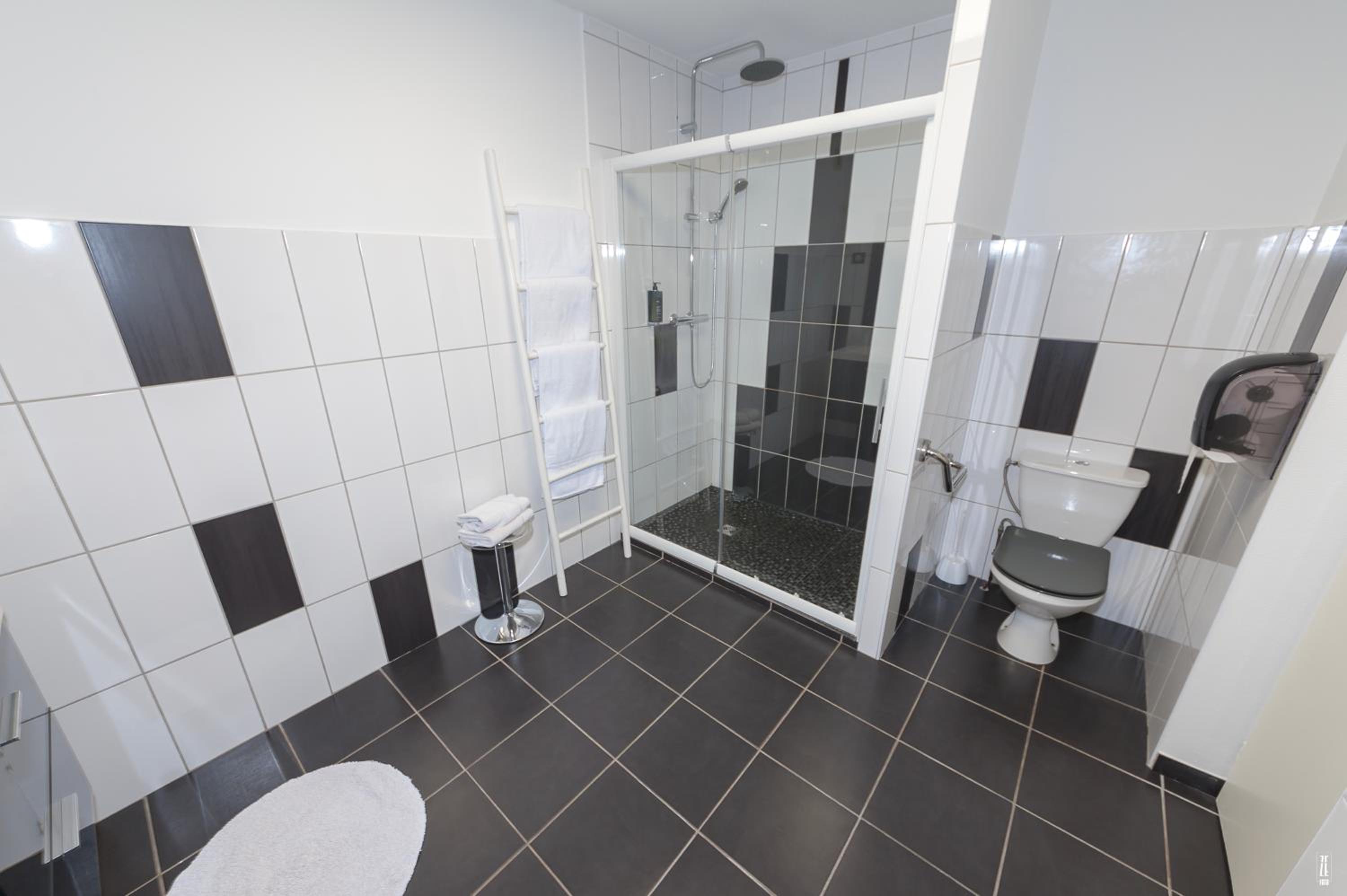 Quadruple Room - Photo 2