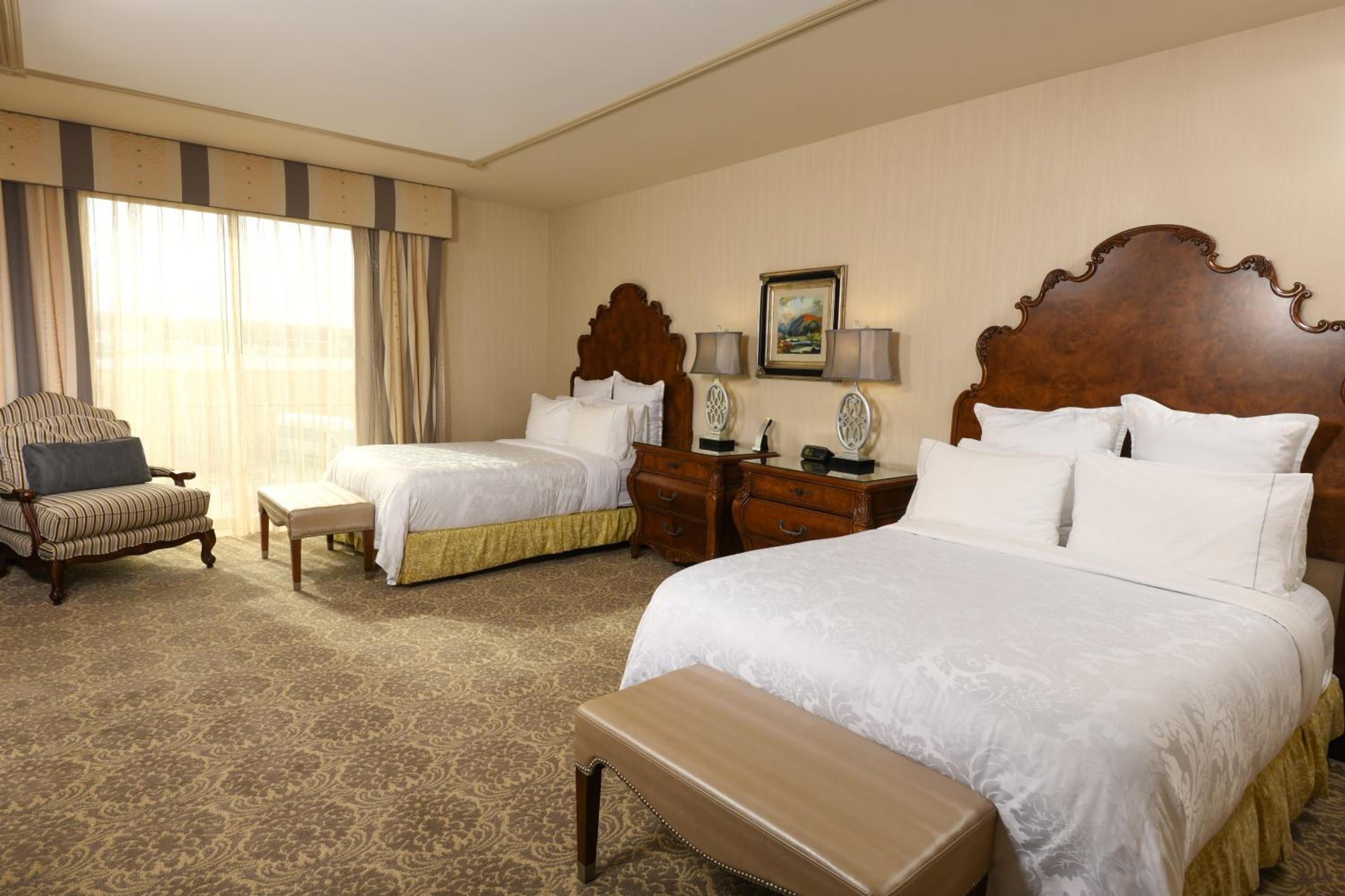 Standard Queen Room With Two Queen Beds
