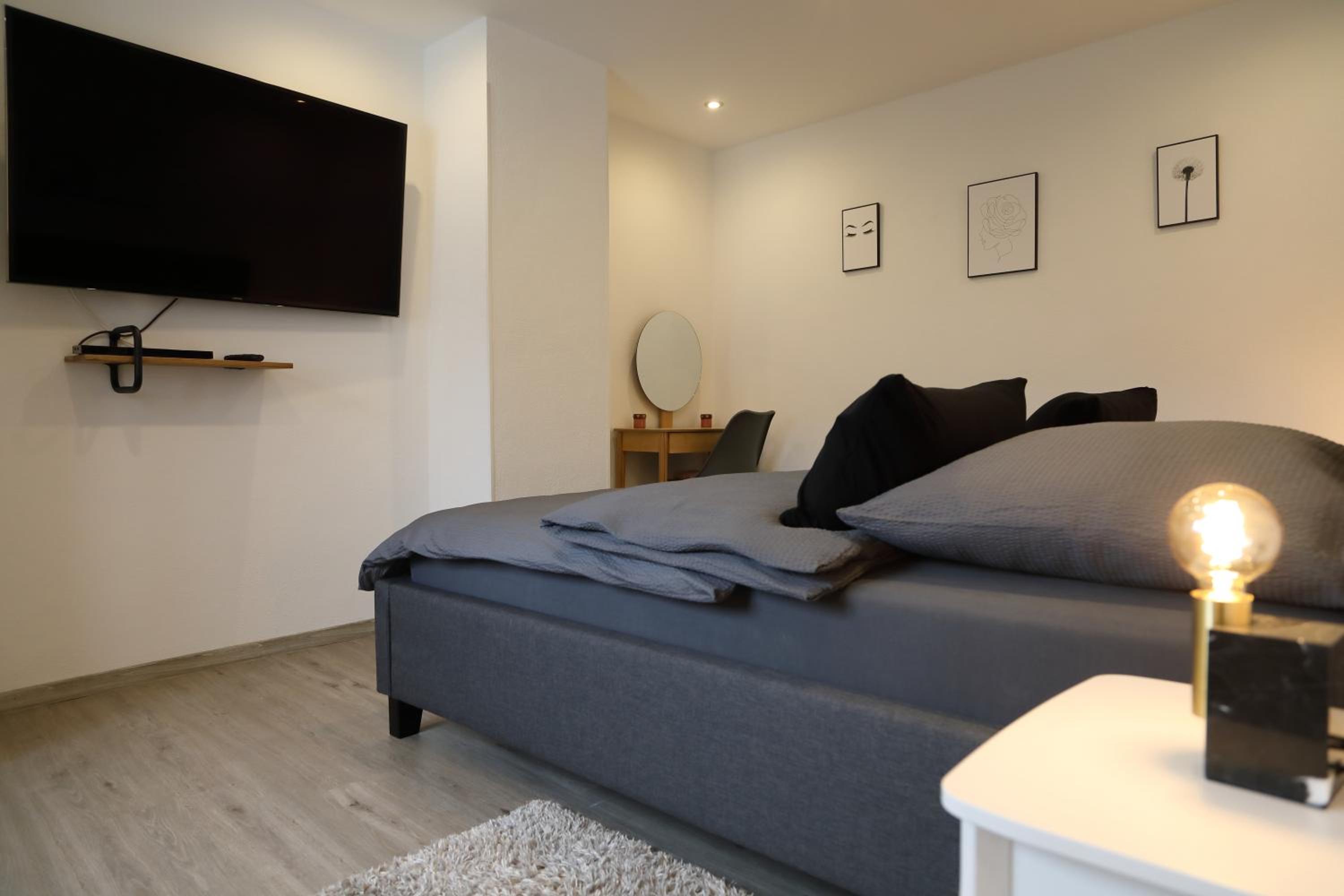 Deluxe Suite - Photo 17