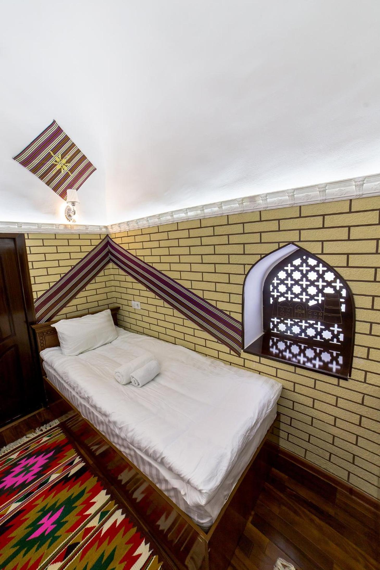 Single Room With Private Bathroom